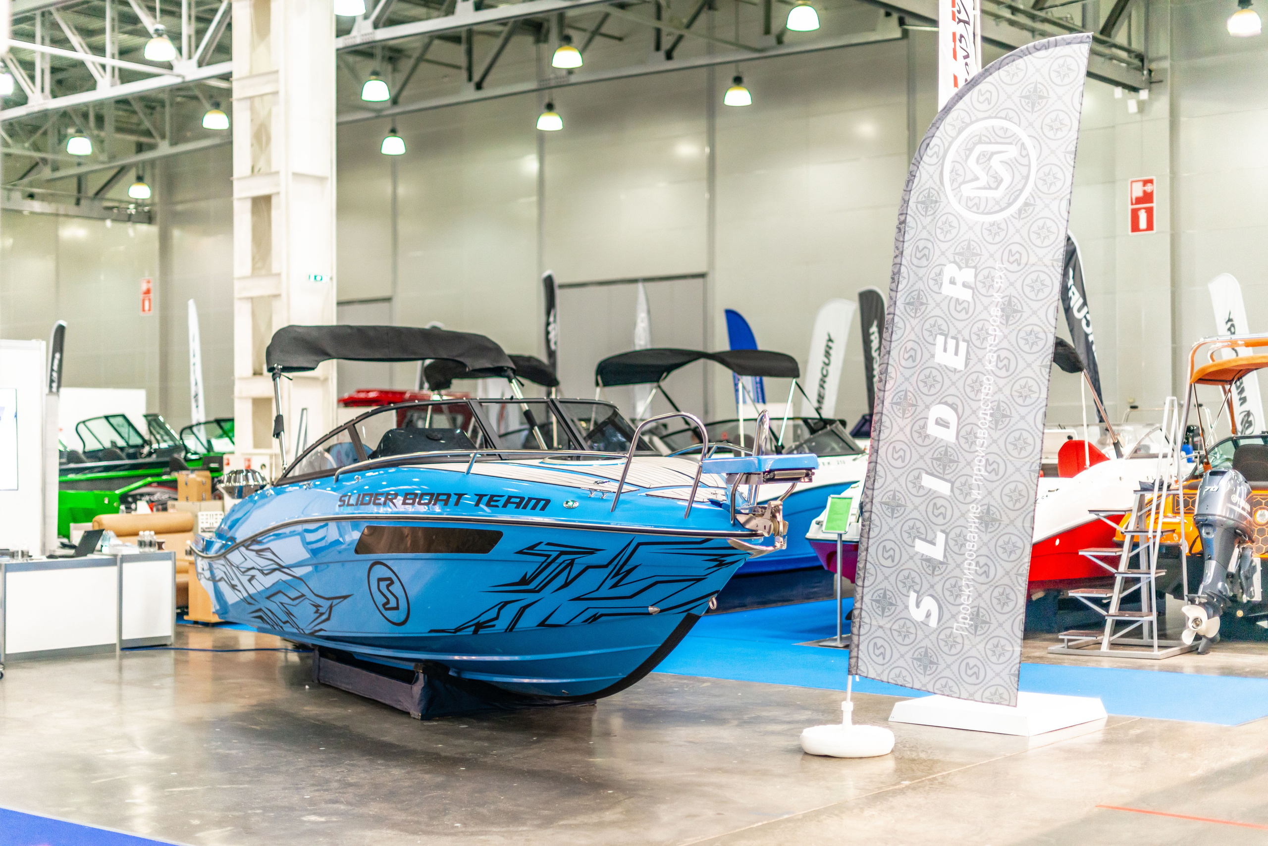 Фотосъемка лодок на Moscow Boat Show 2022. PHOTOGRAPHER QUINTANA ROO