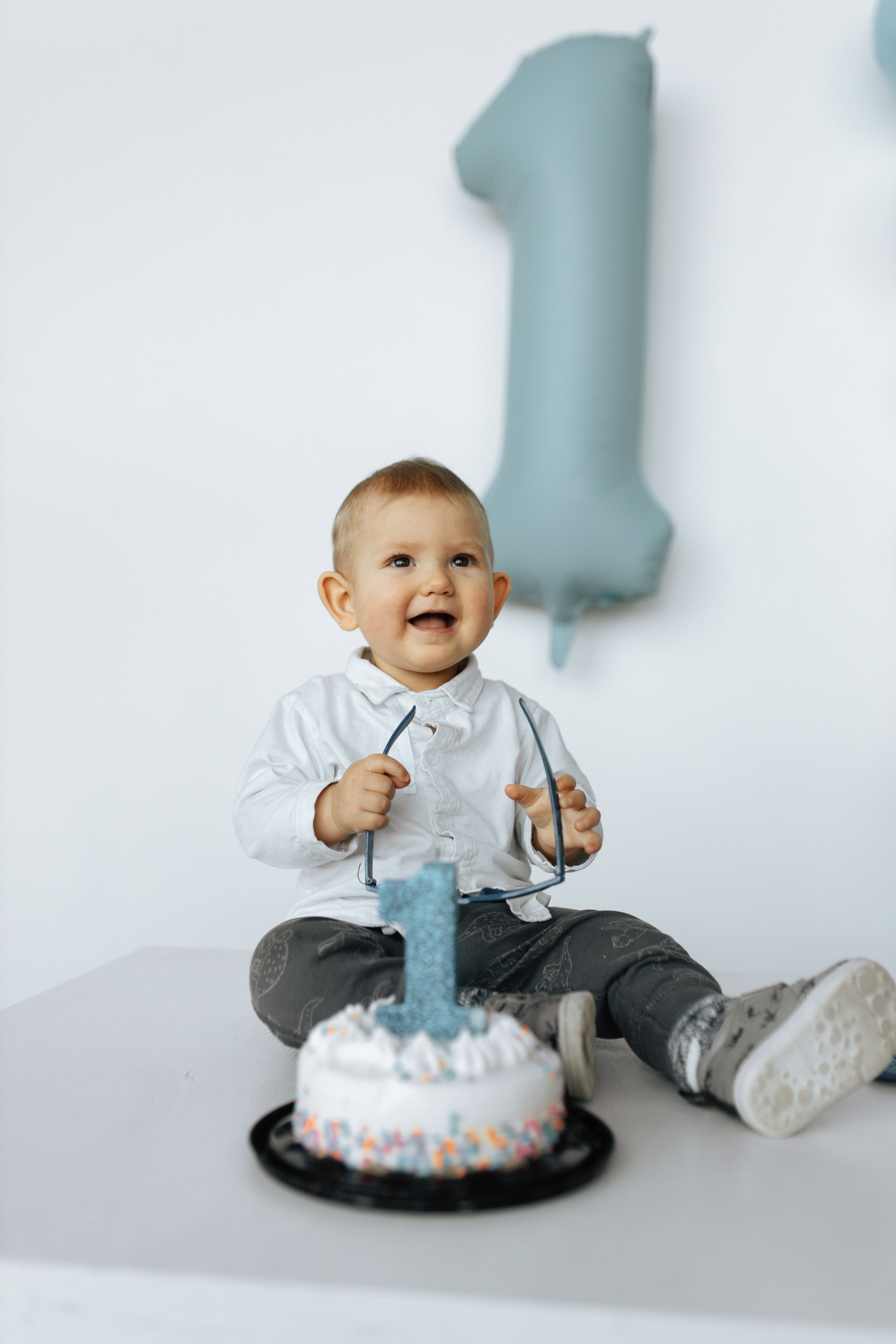 Aleksandr’s first birthday. Photographer Elvira Hryshchenko