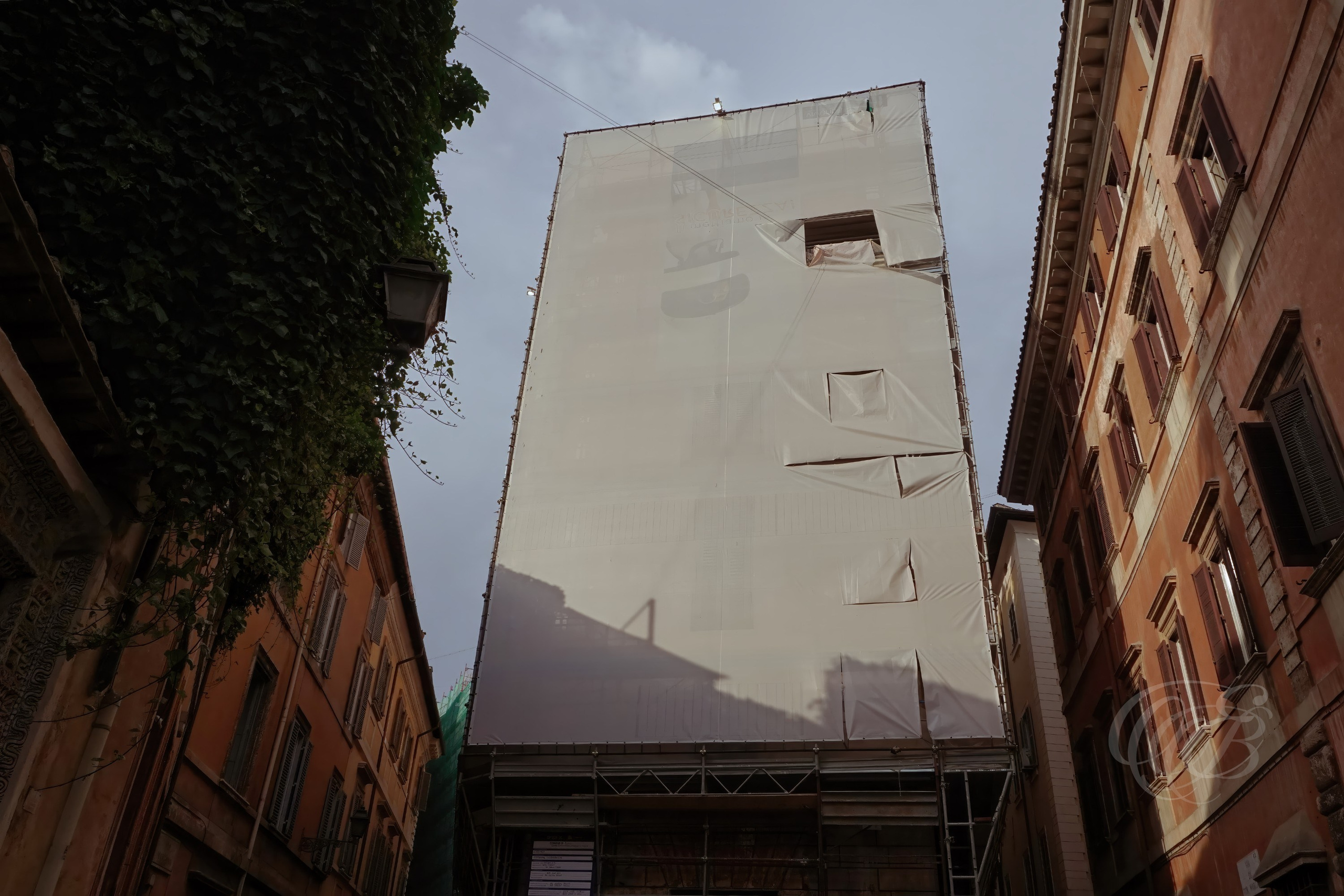 Street Photography — Rome, Italy — Via Margana — Historic Via Margana in central Rome, surrounded by medieval architecture and narrow streets that preserve the intimate character of the city’s ancient urban fabric — Eduardo Bartoli Photography.