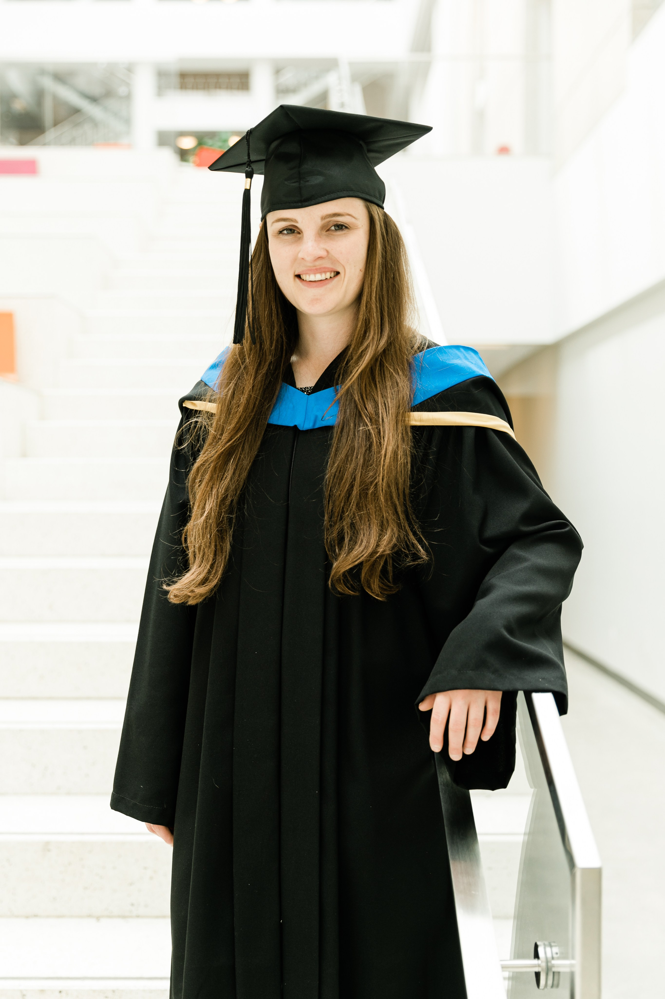 Affordable quality graduation photos in Calgary – professional photography for graduates