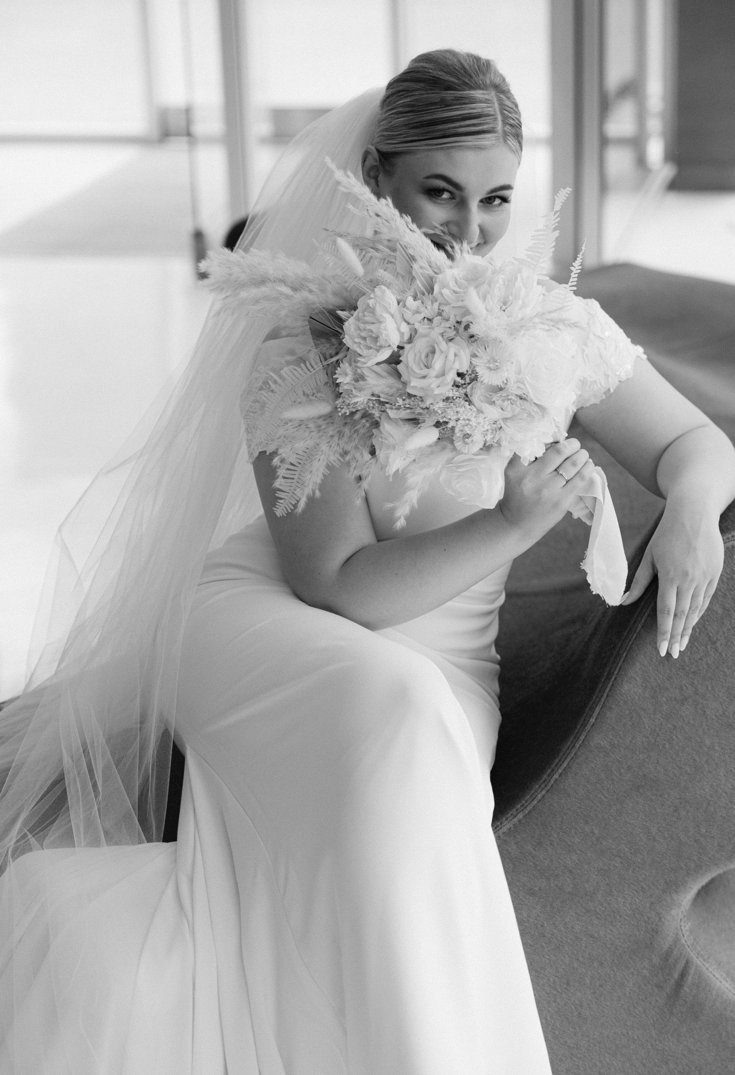 Khrystyna & Zachary (Winnipeg Art Gallery). Wedding Photographer in Winnipeg — Cinematic & Timeless by Vitiuk Photography