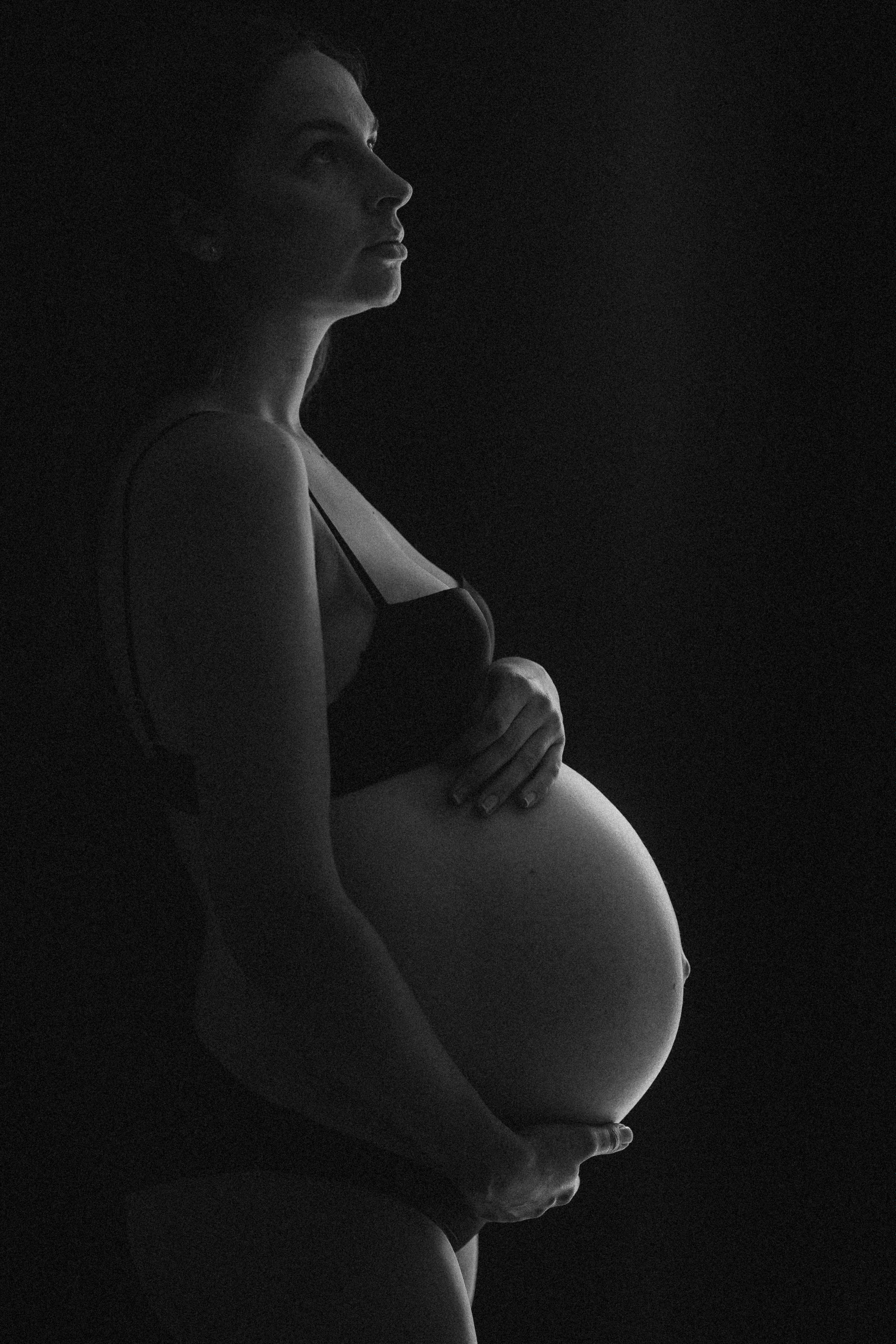 Anastasia. A espera do Gordei. Fotografa documental de familia e nascimento em Florianópolis SC Daria Ermolaev