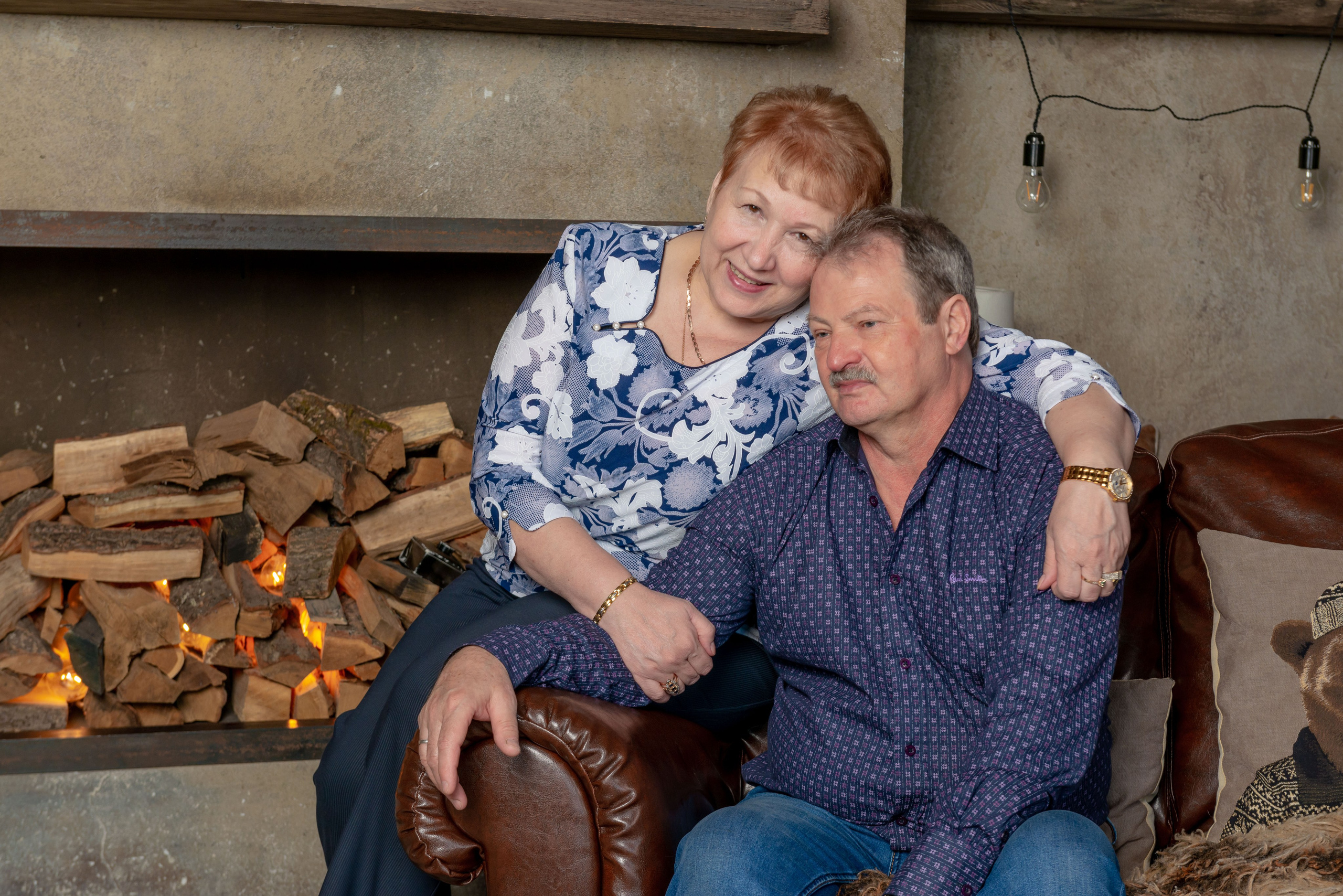 Photosession of a married couple in the studio. PHOTOGRAPHER QUINTANA ROO