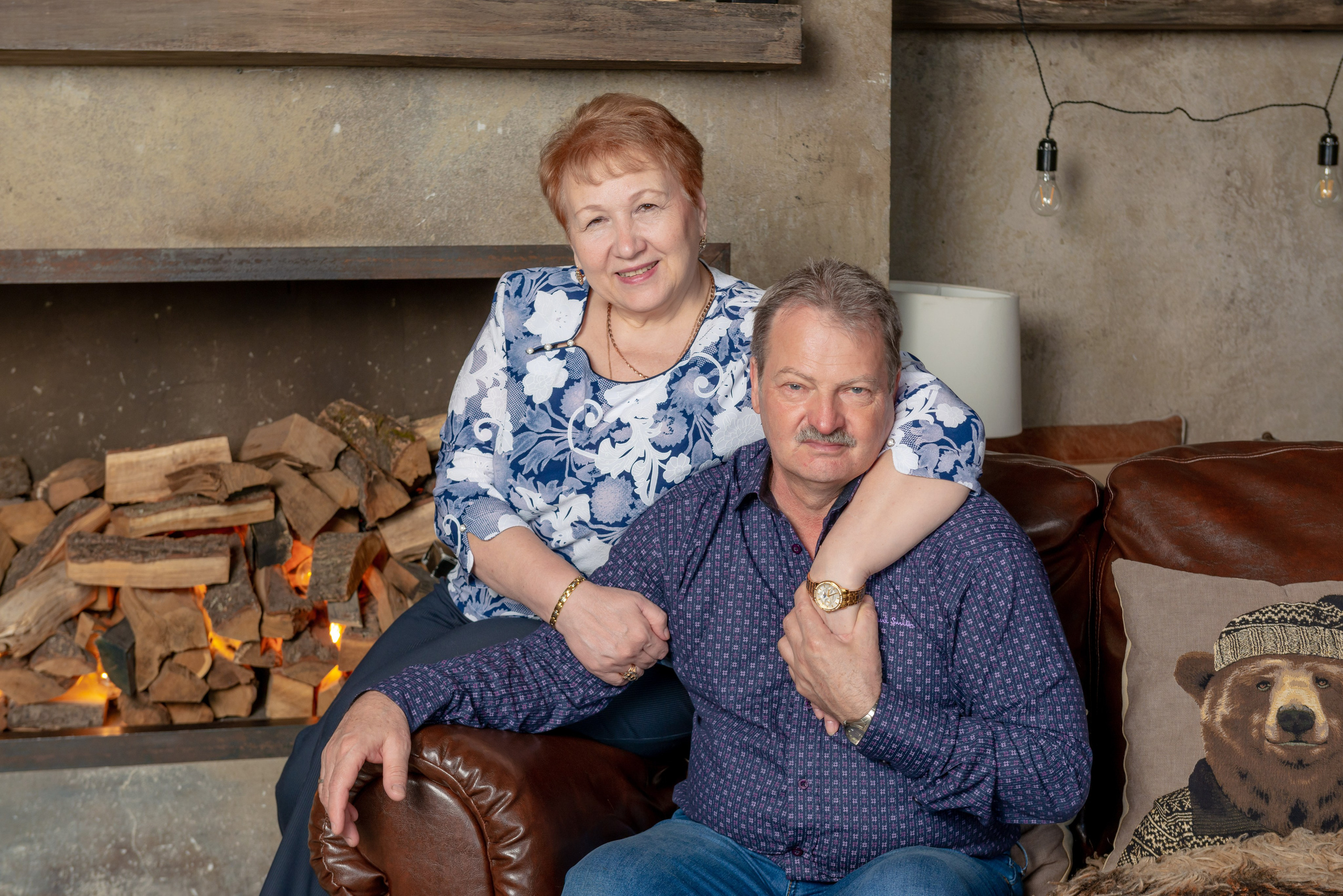 Photosession of a married couple in the studio. PHOTOGRAPHER QUINTANA ROO