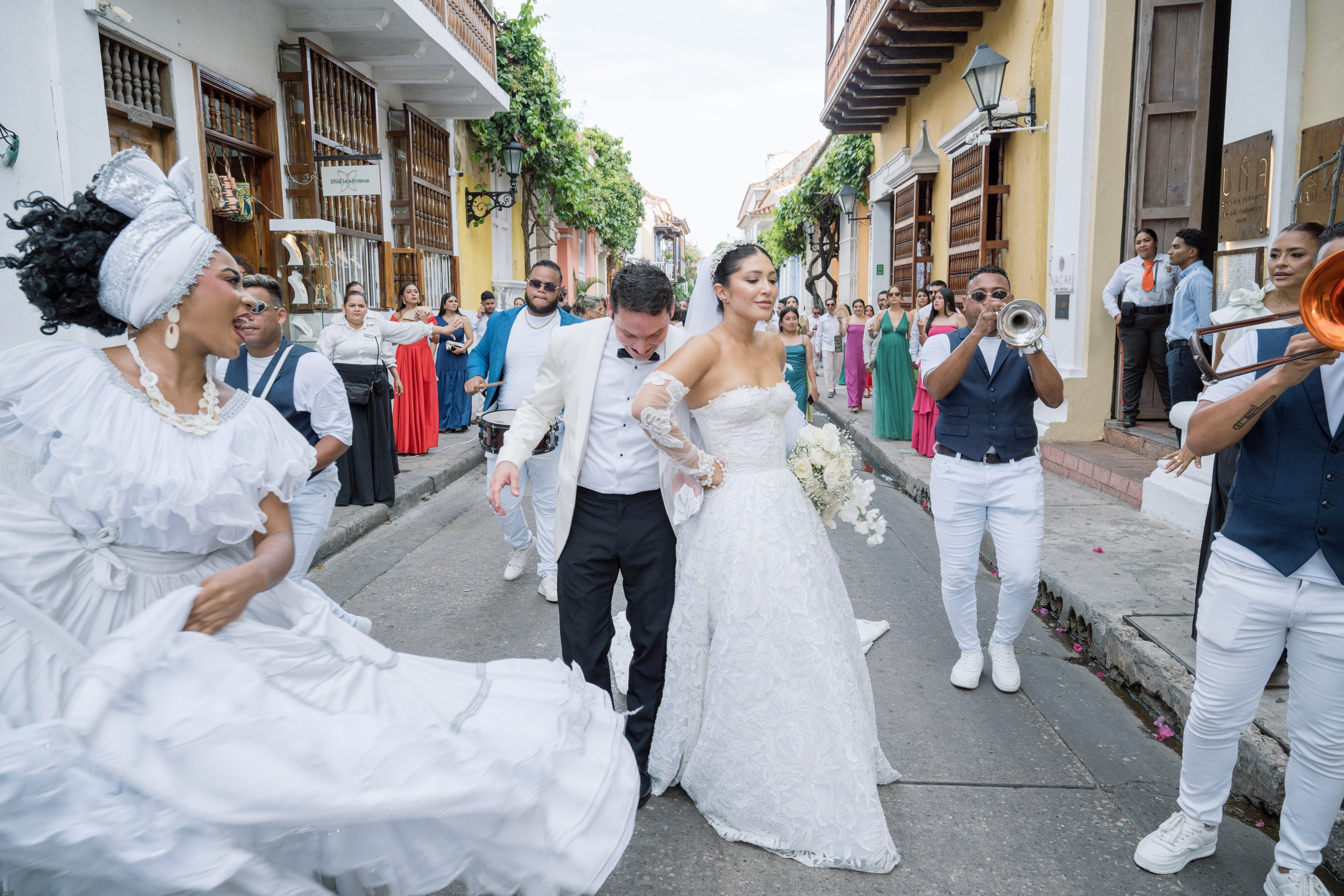 GALLERY 5. Regino Foto l Fotógrafo de bodas y eventos sociales en Cartagena- Colombia