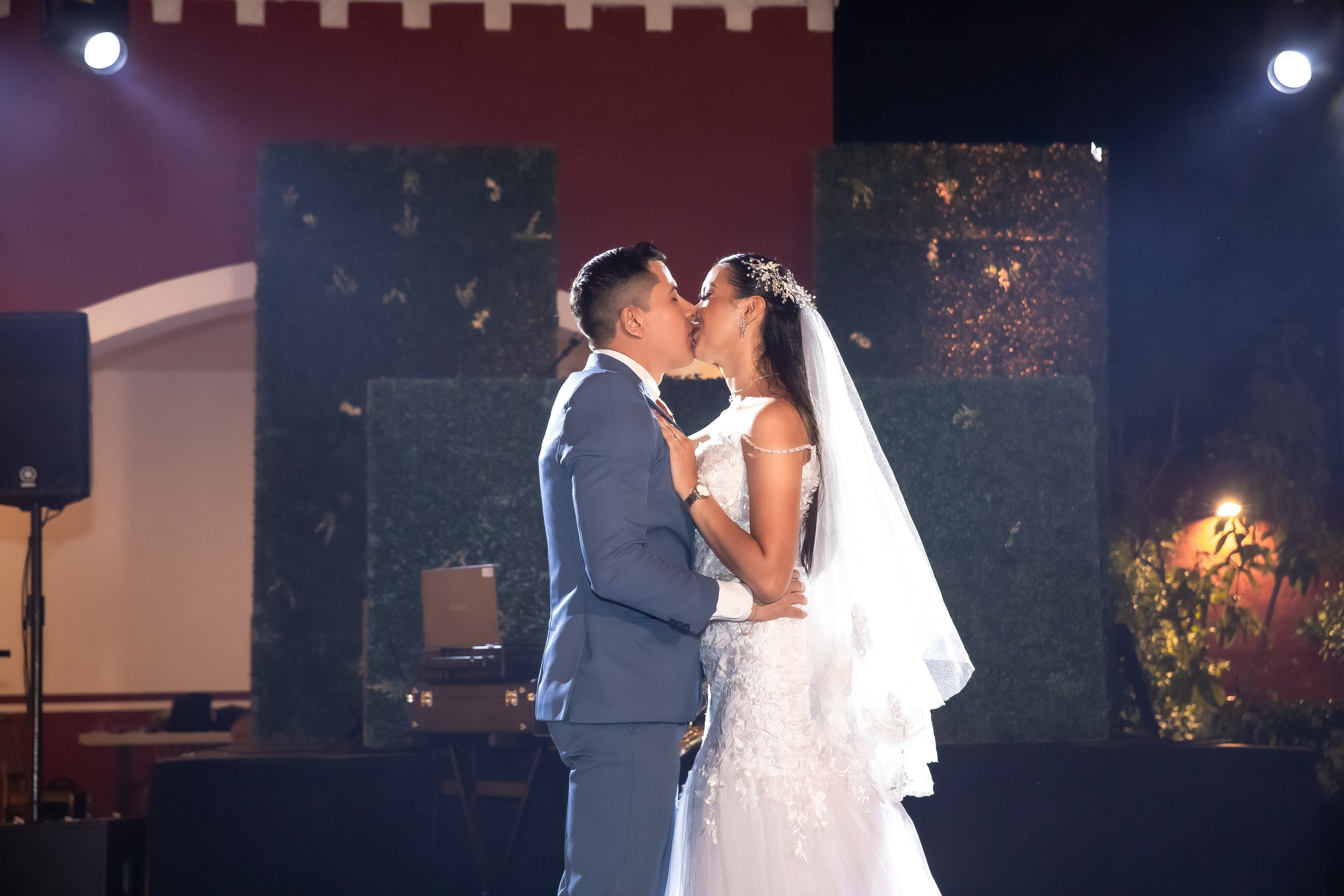 Delta & Cesar. Simón Enríquez Studio
