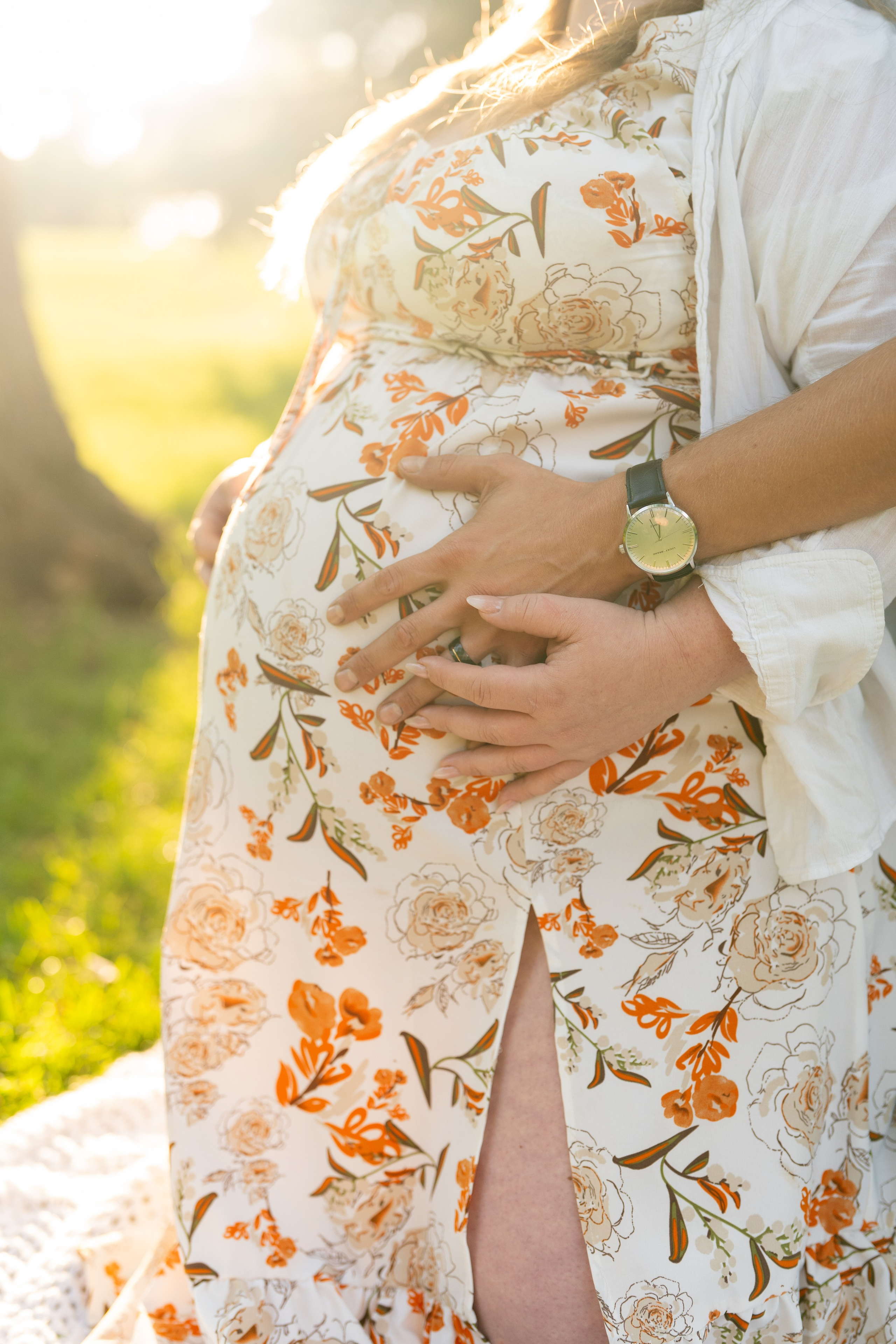 Maya and Arthur. Pregnancy & Love. Photographer Viktoriia Skavronskaya
