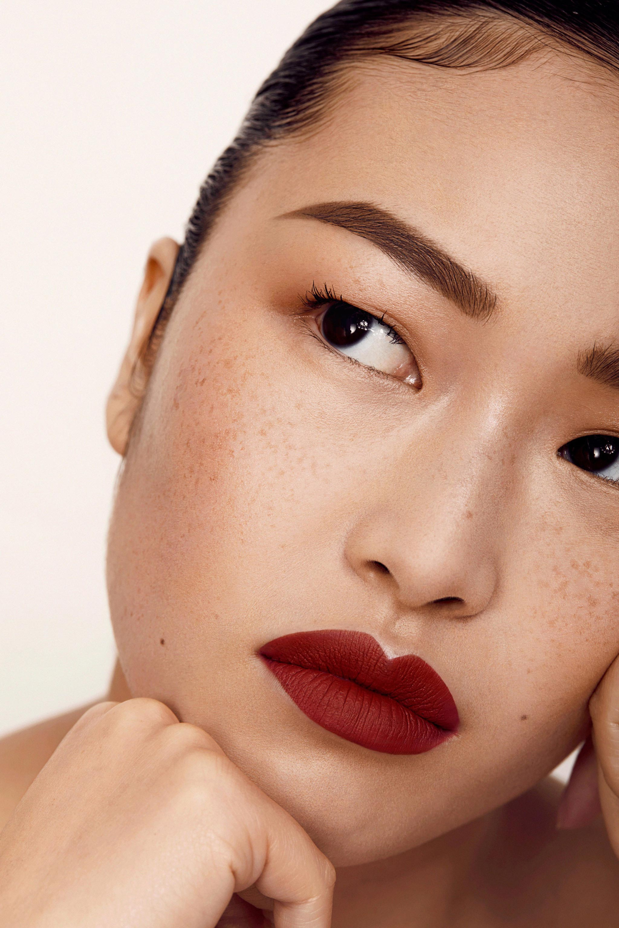 Beauty, Fashion and Editorial Retoucher