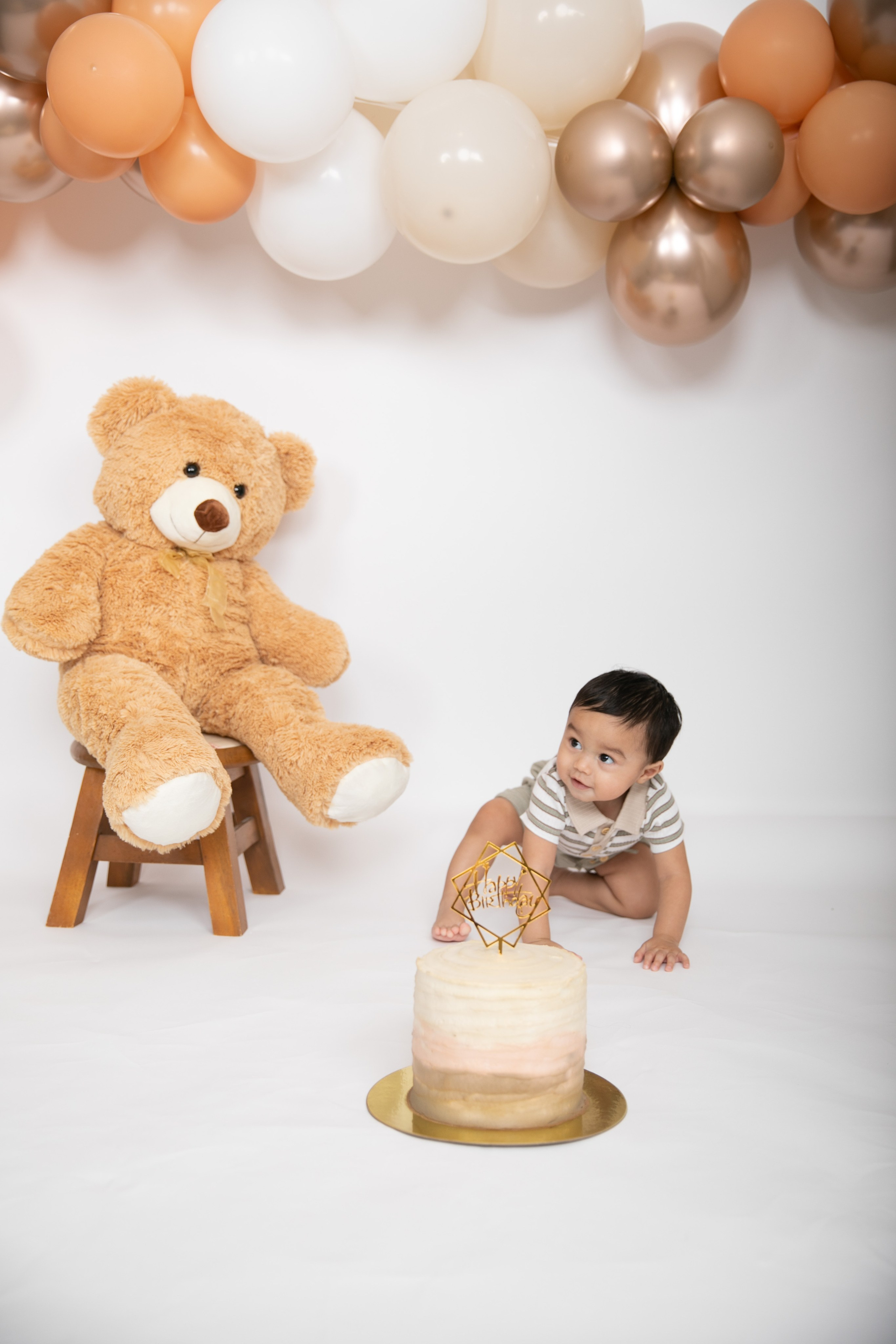 Cake Smash — 1st birthday. Ching Li Photography