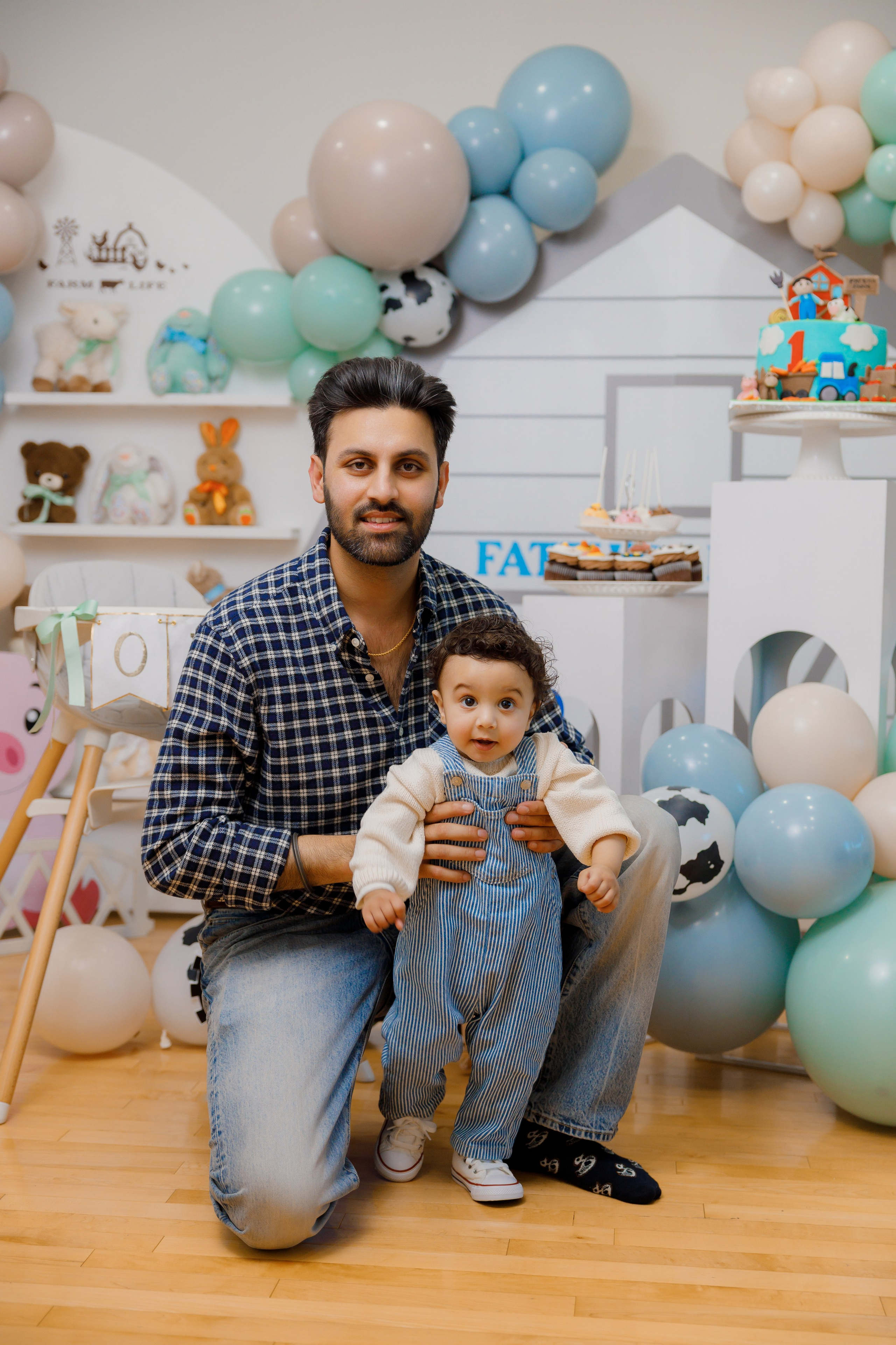 Fateh’s 1st birthday. Photographer Elvira Hryshchenko