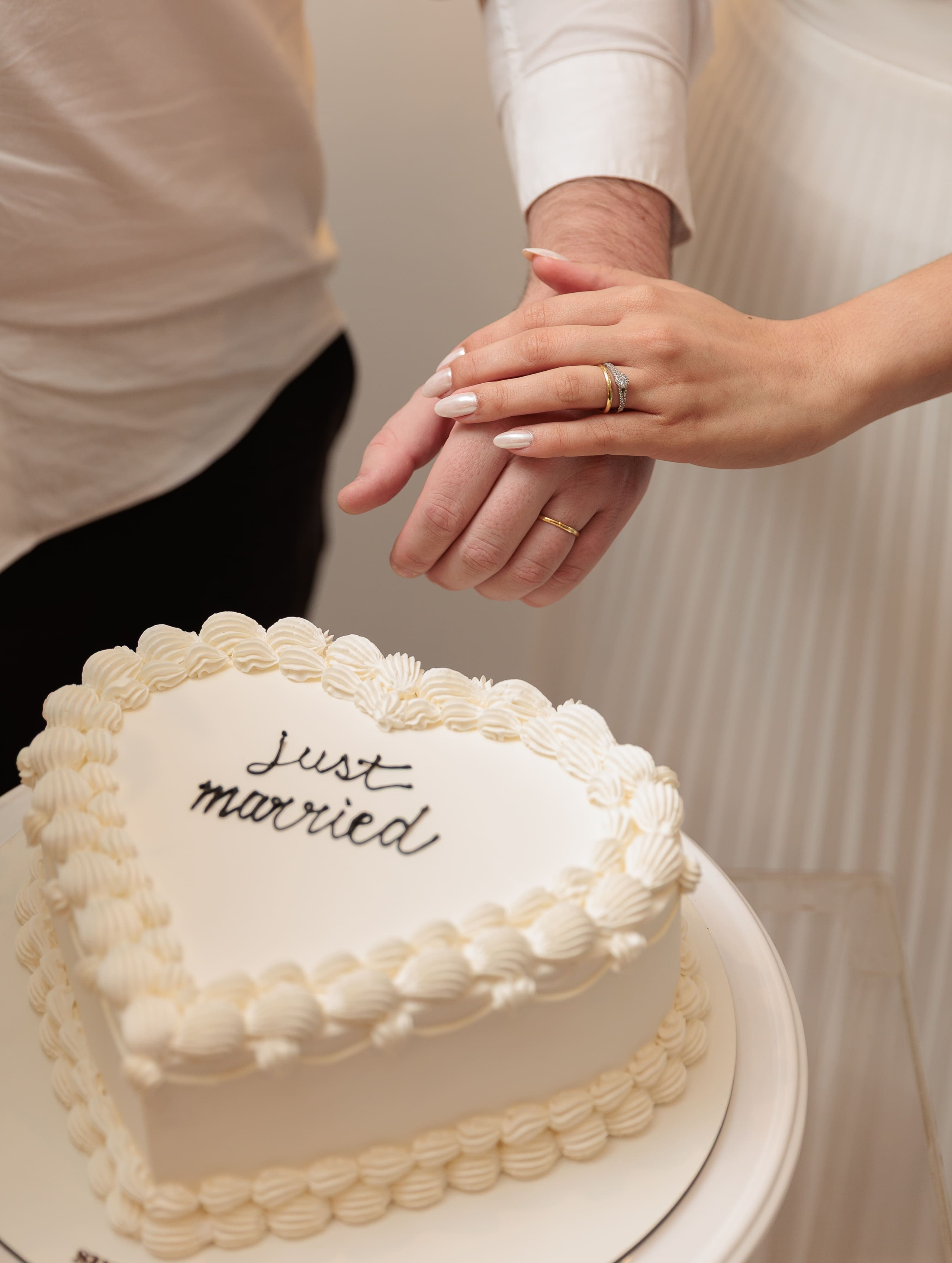 Fotografia de casamento em São Paulo para registrar emoções, detalhes e momentos únicos. Um olhar atento para transformar o seu grande dia em memórias que permanecem.
