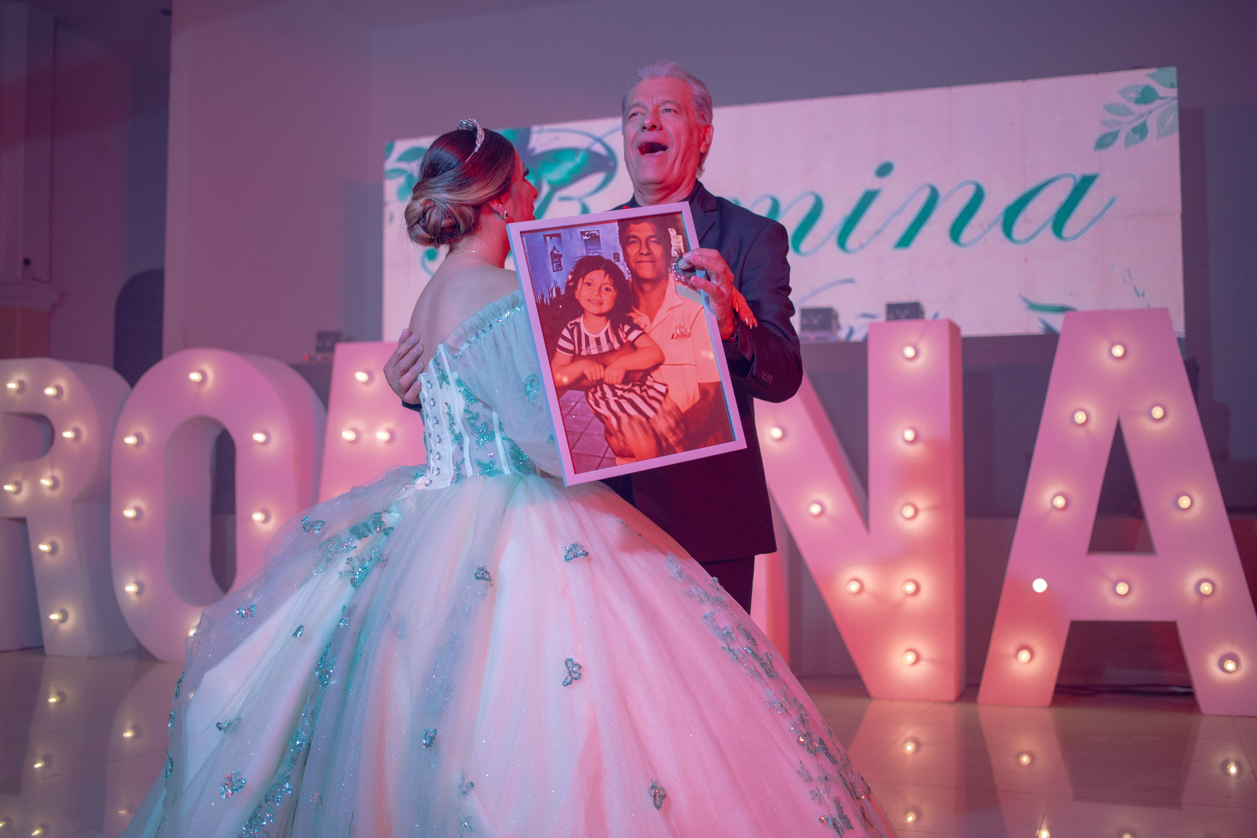 XV AÑOS ROMINA. Simón Enríquez Studio