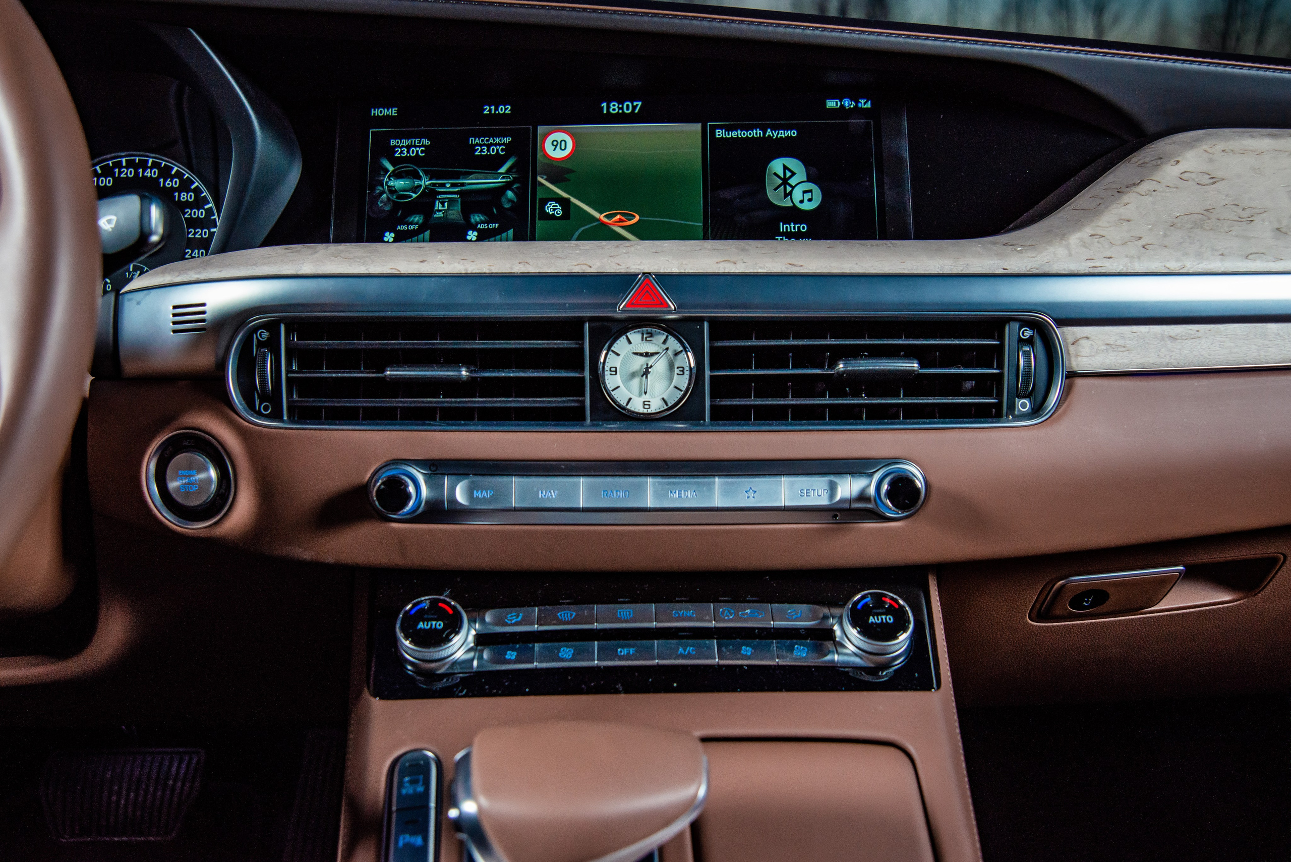 Автомобильная фотосъемка Genesis G90. FOTÓGRAFO MÉXICO QUINTANA ROO