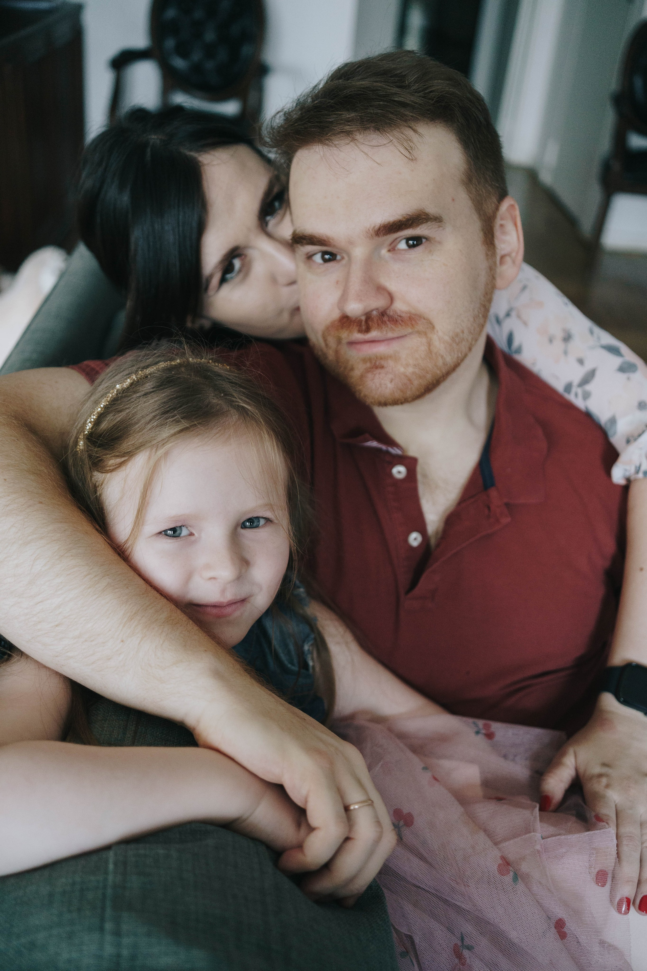 Family photo shoot. Buenos Aires. Photographer @elmirkami in the city of Buenos Aires