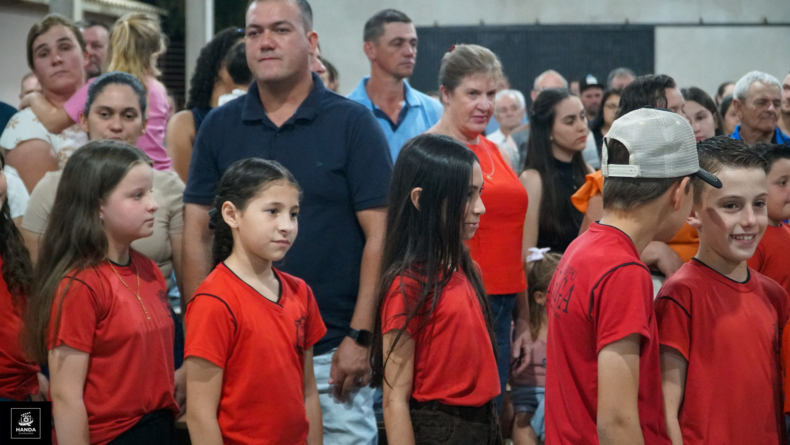 Noite autógrafos colégio Aurélio Buarque de Holanda. Fotografia e Filmagem Handa Produções