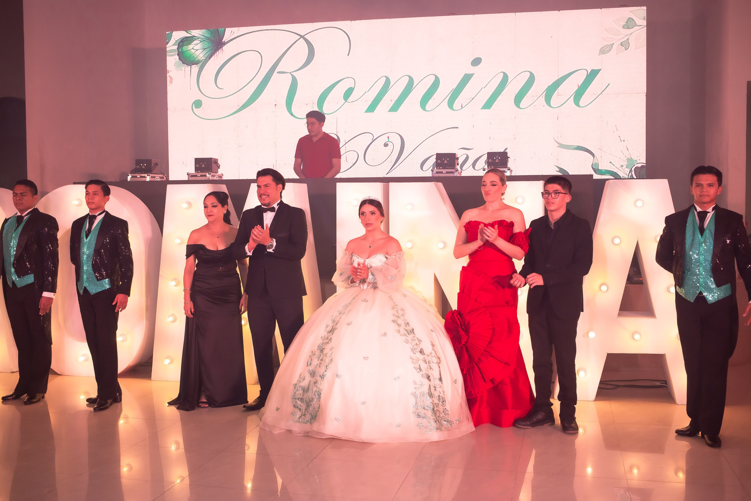 XV AÑOS ROMINA. Simón Enríquez Studio