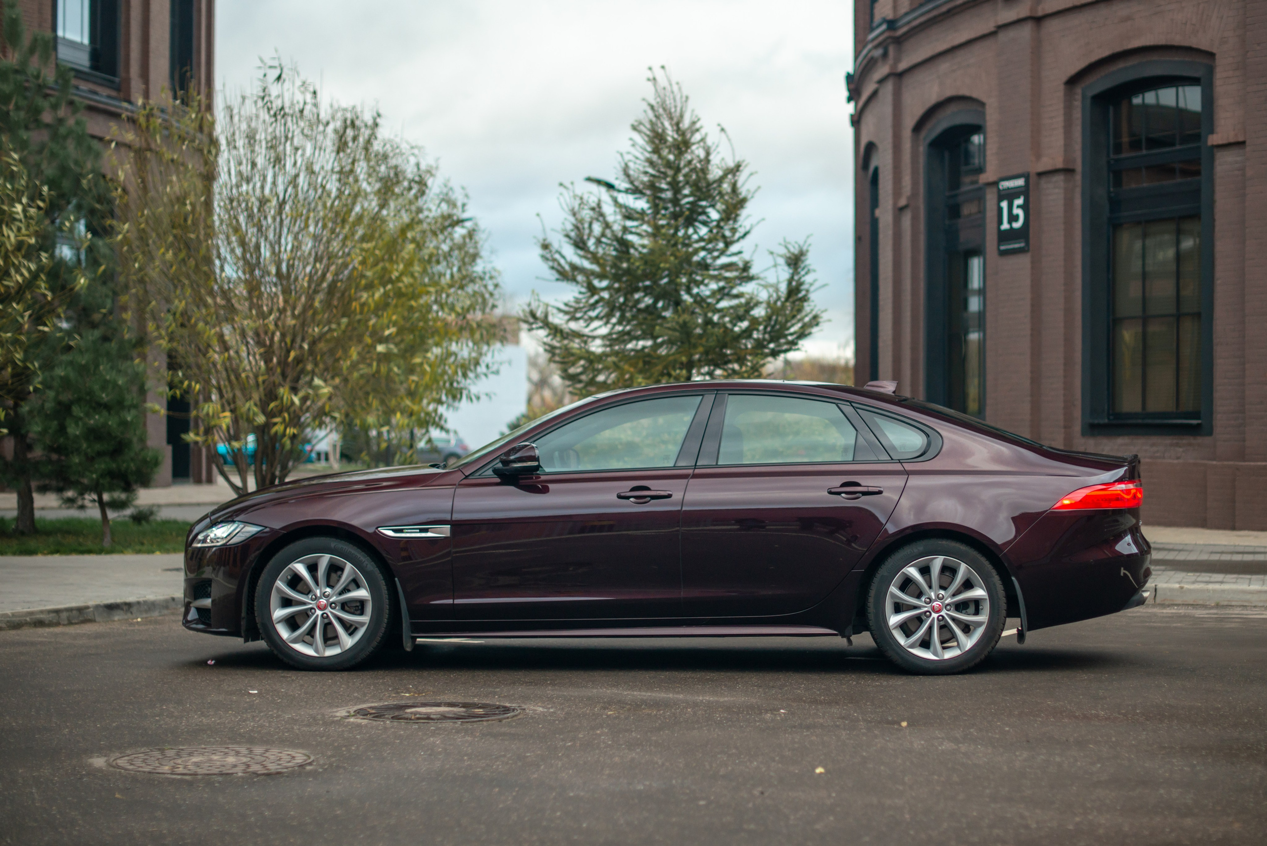 Автомобильная фотосъемка Jaguar XF R-Sport. PHOTOGRAPHER QUINTANA ROO