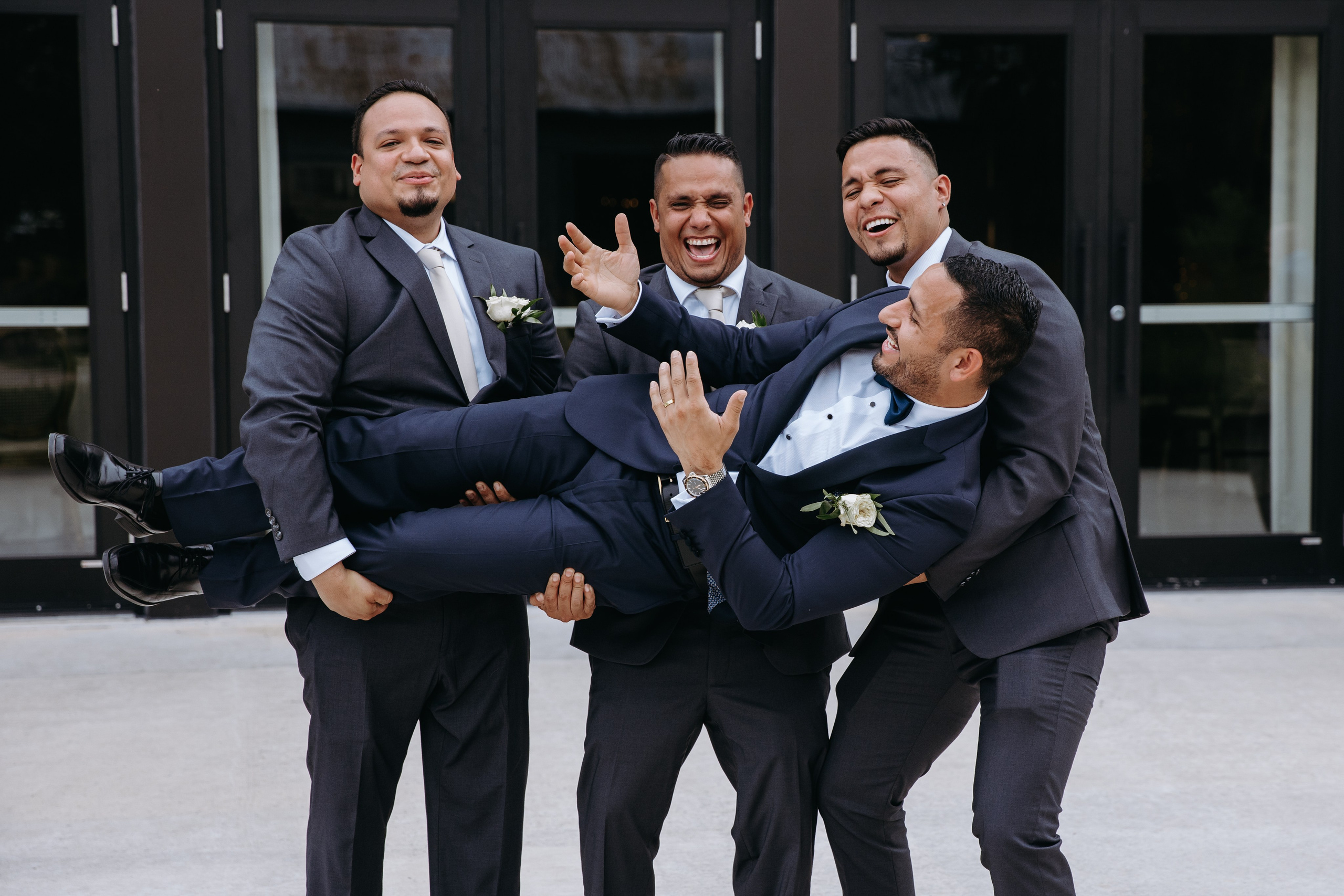 Weddings. Alex UA — Toronto photographer
