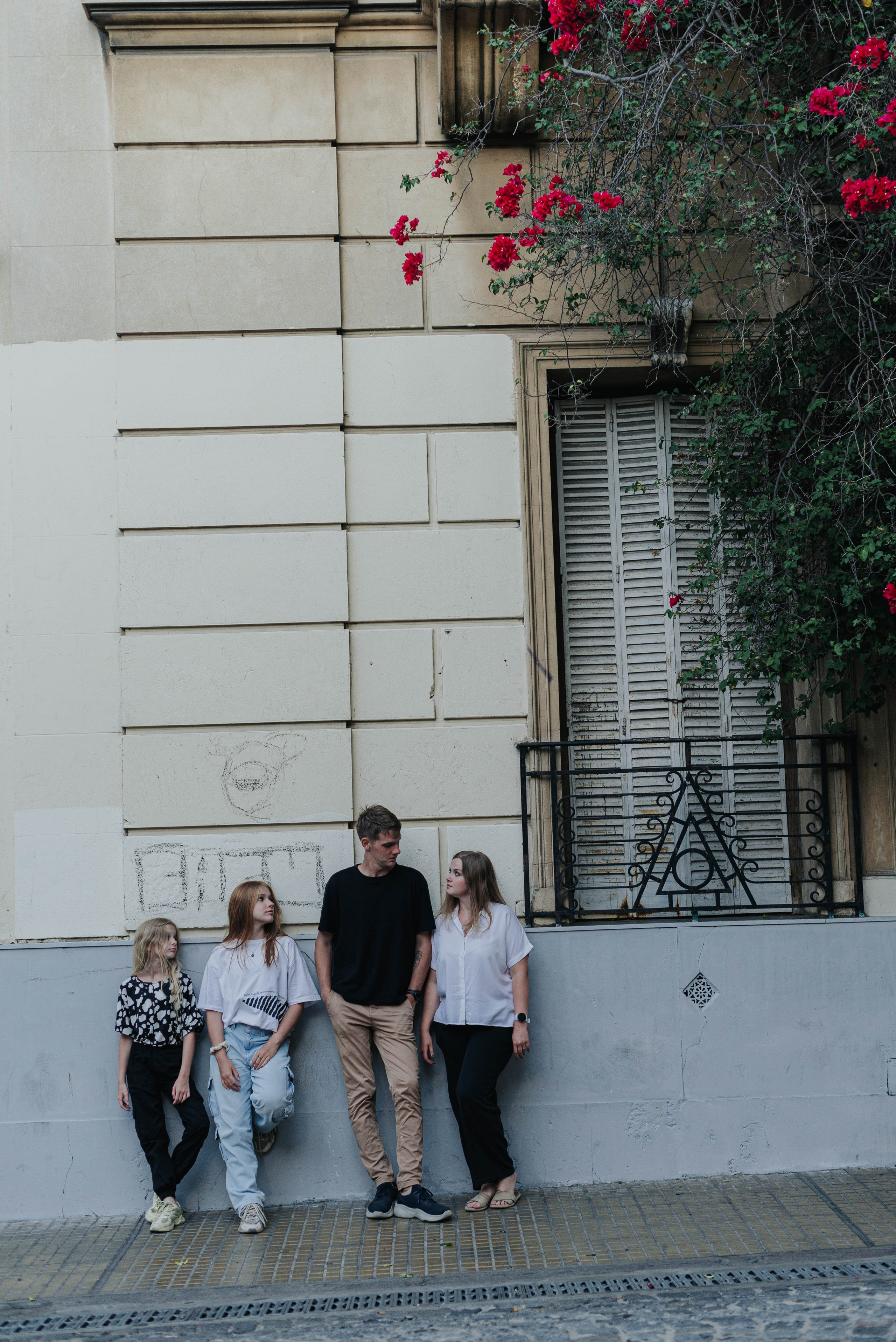 Guests from Mar del Plata. Photographer @elmirkami in the city of Buenos Aires