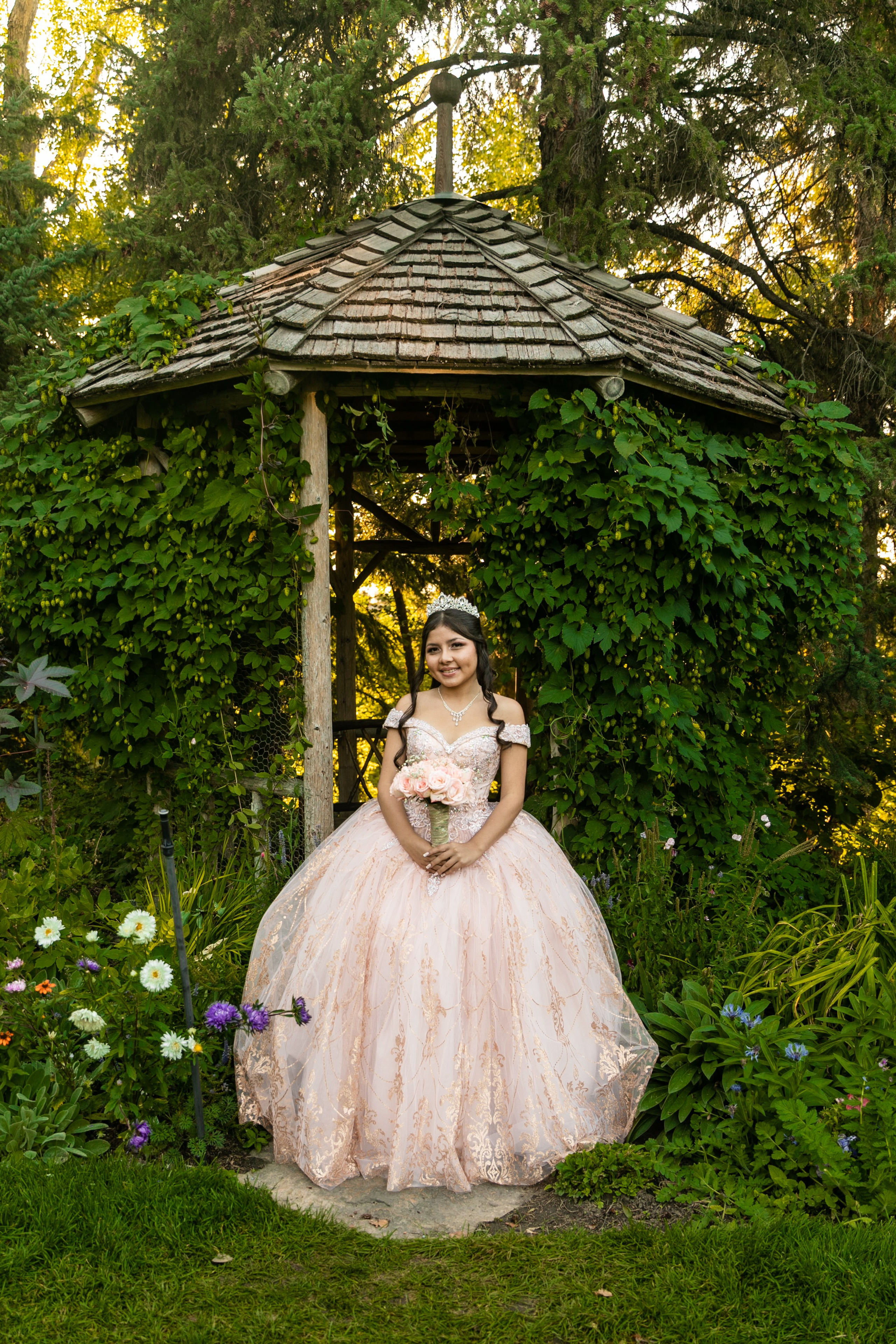 Juanita’s XV. Ching Li Photography
