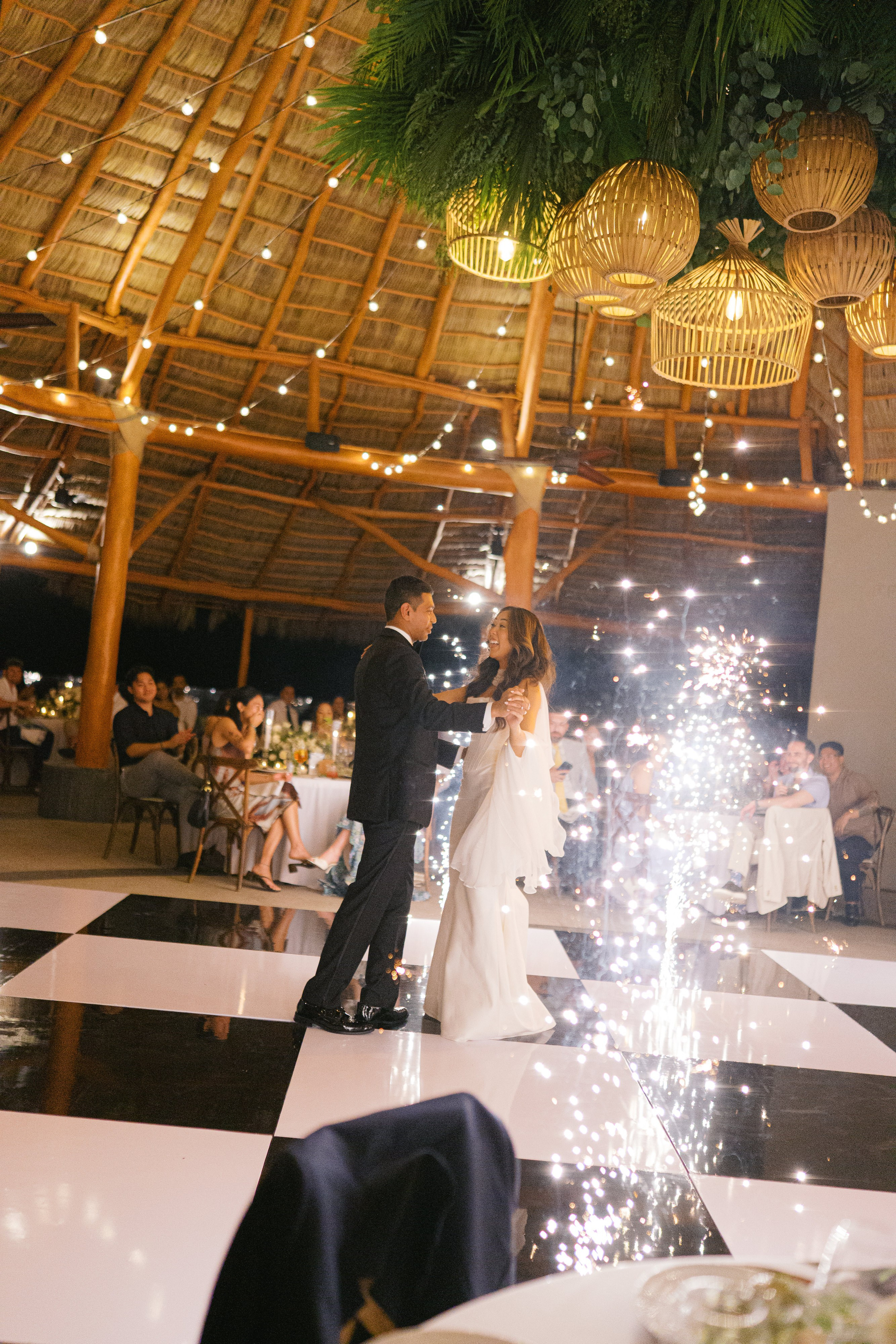 Tori & Keyur. Sayulita Wedding Photographer, Puerto Vallarta, Cabo