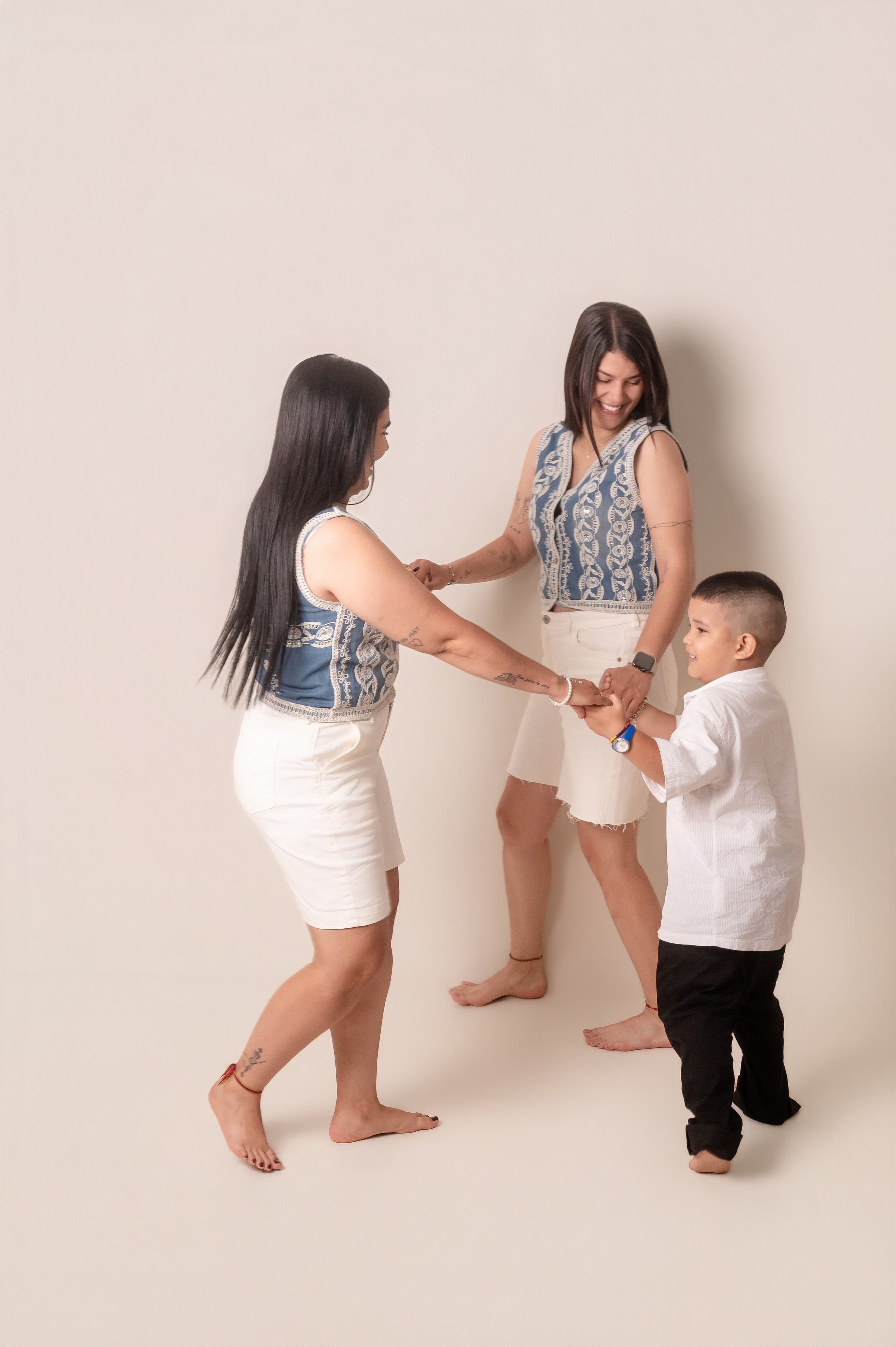 Fotos de estudio con Familias!. Www.dresalgadophoto.com