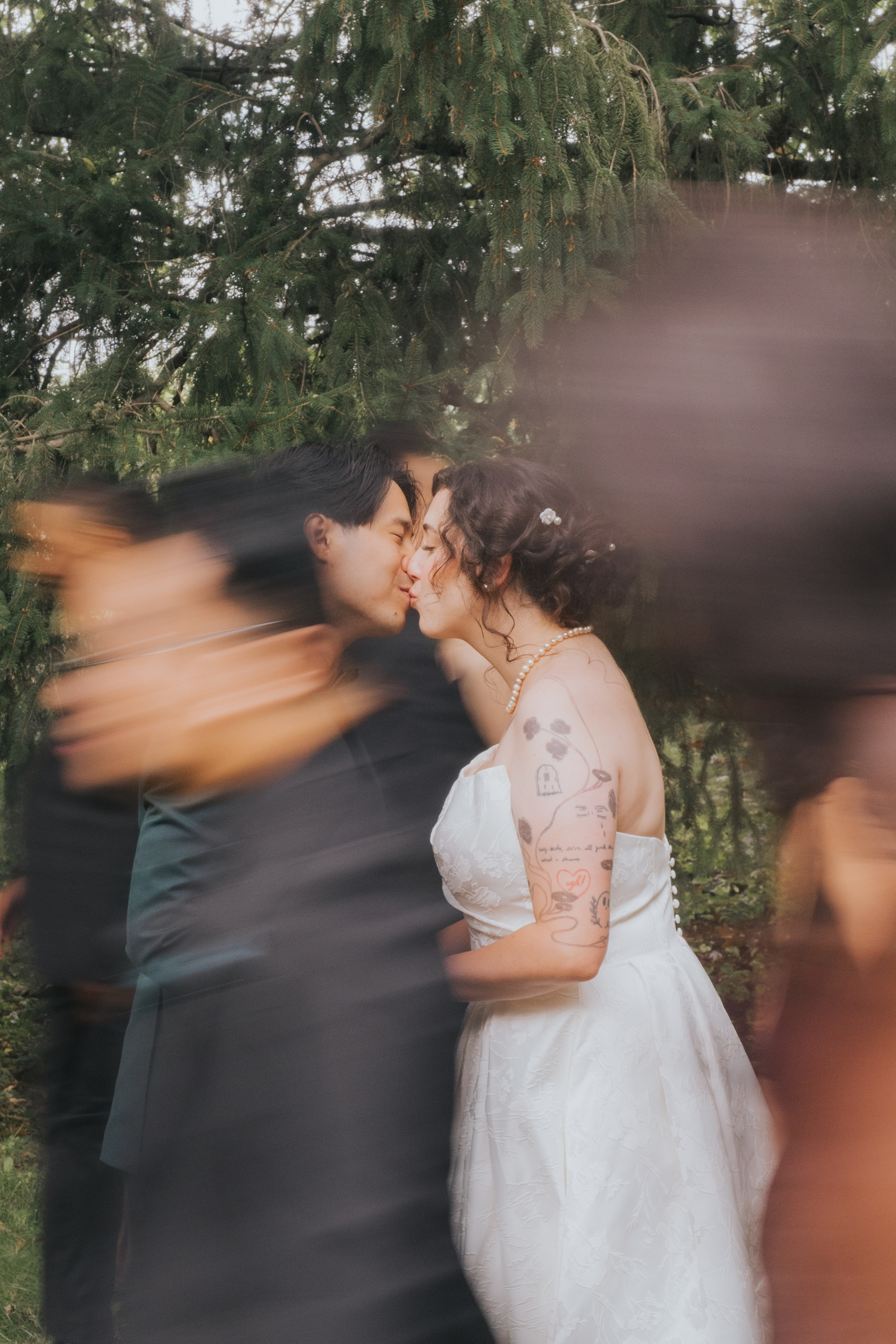 Camille & Dinh. Wedding and Family Photography Montreal Muriel Oe Photo