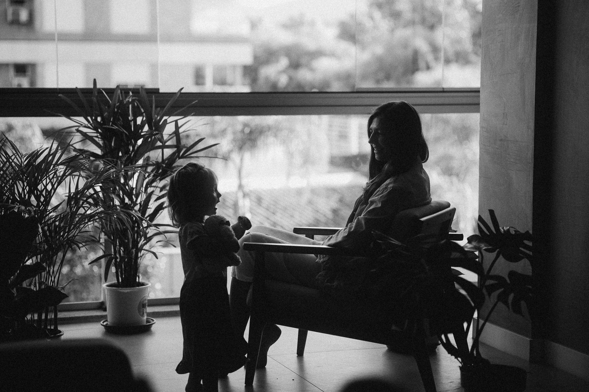 Shine Family. Fotografa documental de familia e nascimento em Florianópolis SC Daria Ermolaev