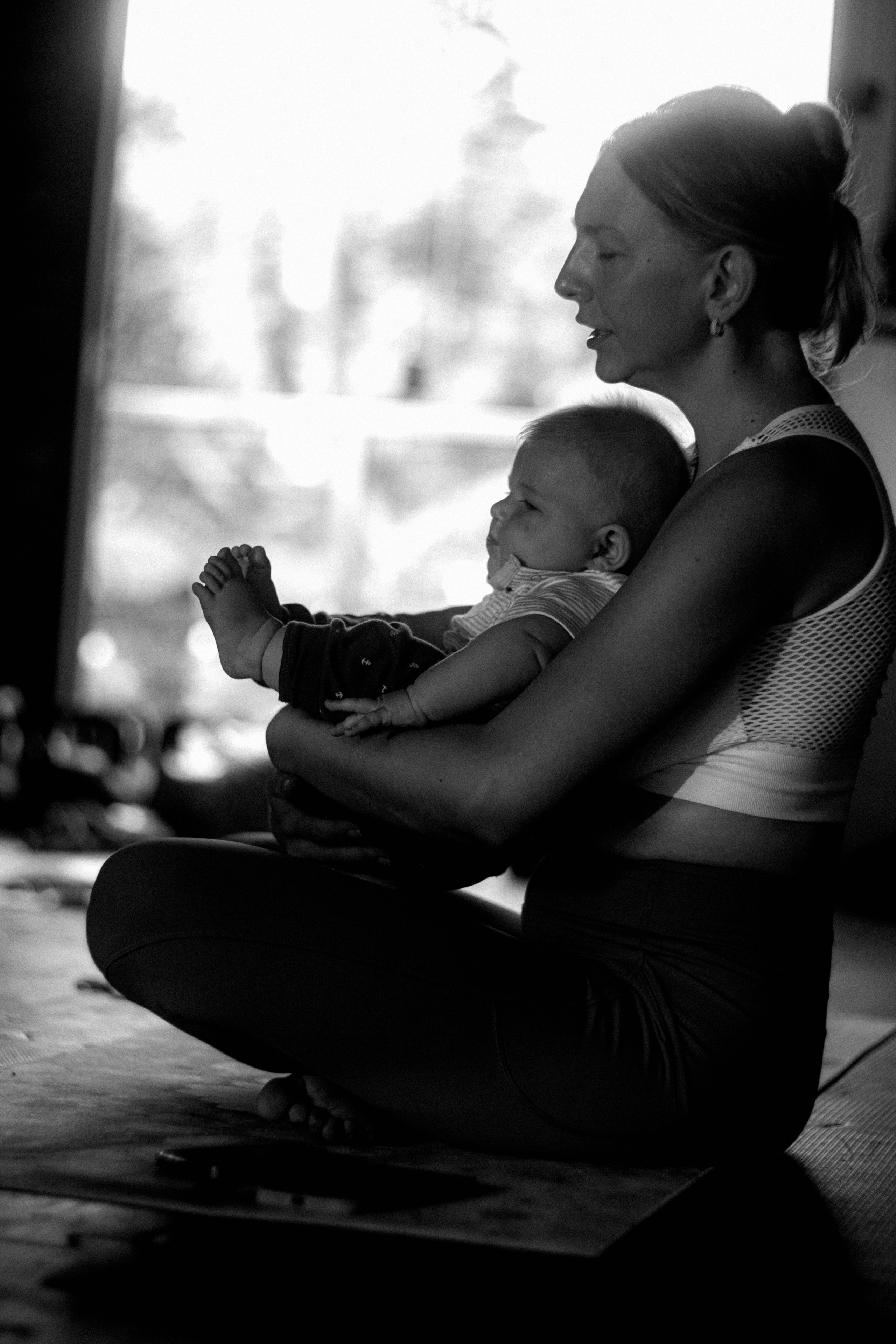 Yoga Kids. Fotografa documental de familia e nascimento em Florianópolis SC Daria Ermolaev