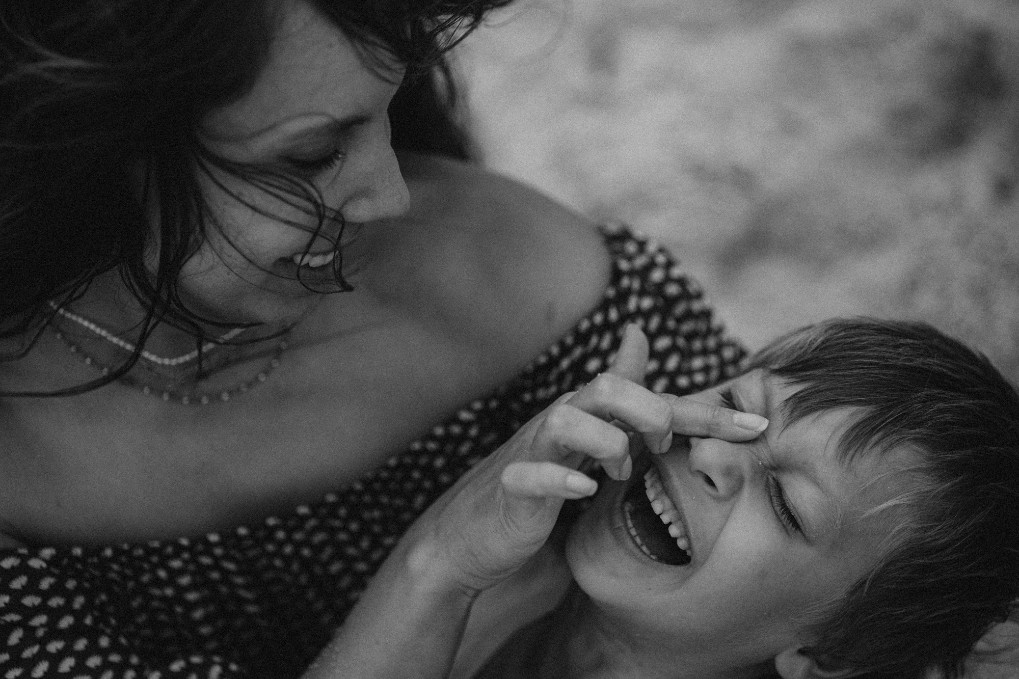 Magic Island Family Afternoon. Fotografa documental de familia e nascimento em Florianópolis SC Daria Ermolaev