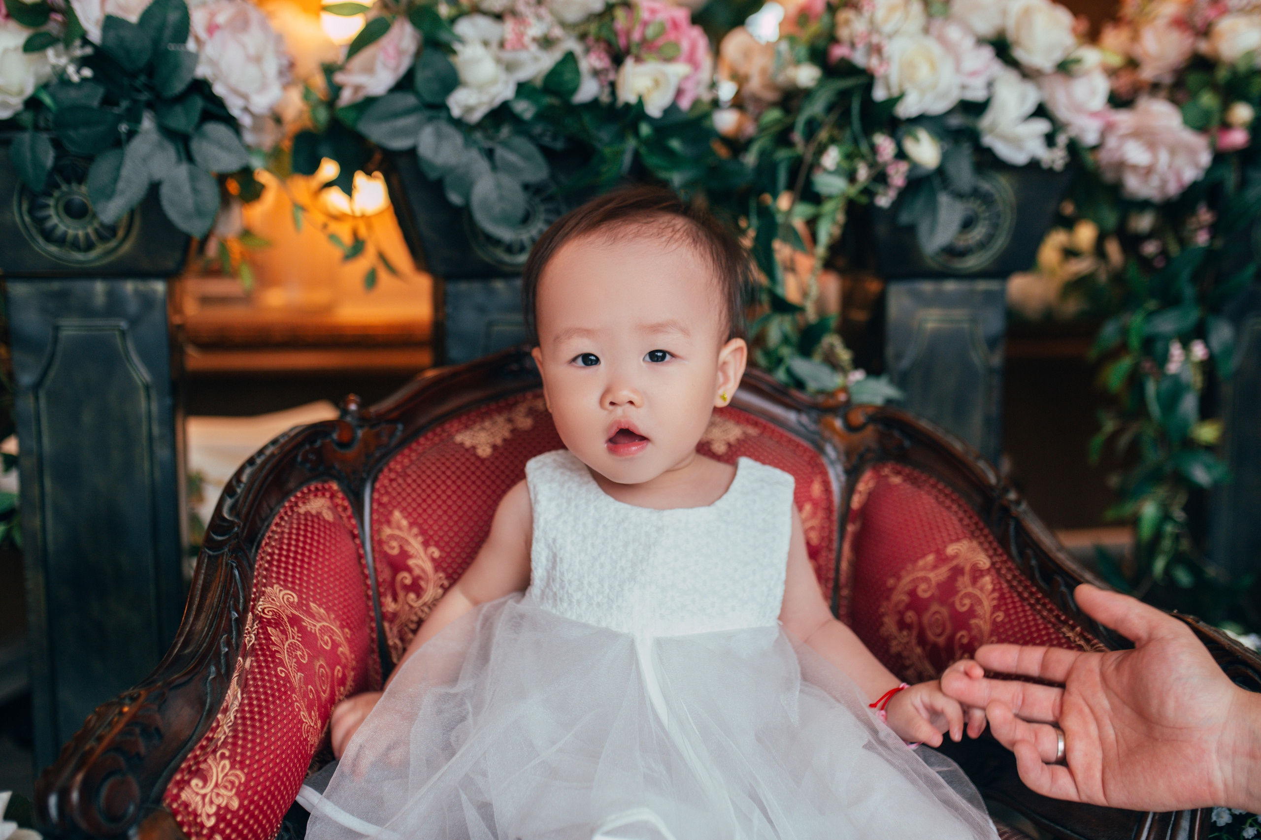 Alina — 1 year. Portrait photographer in South Korea Olga Lian