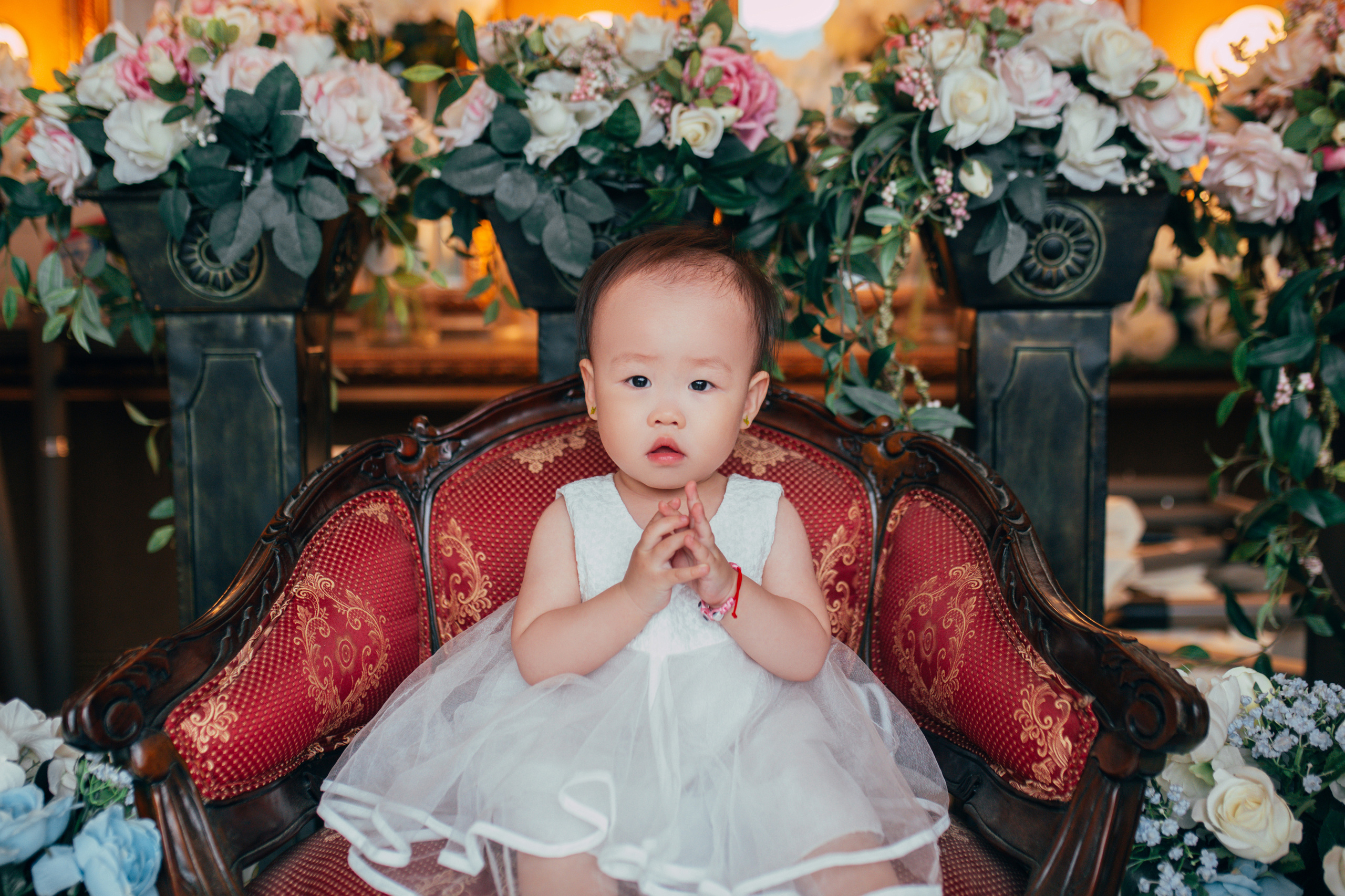 Alina — 1 year. Portrait photographer in South Korea Olga Lian