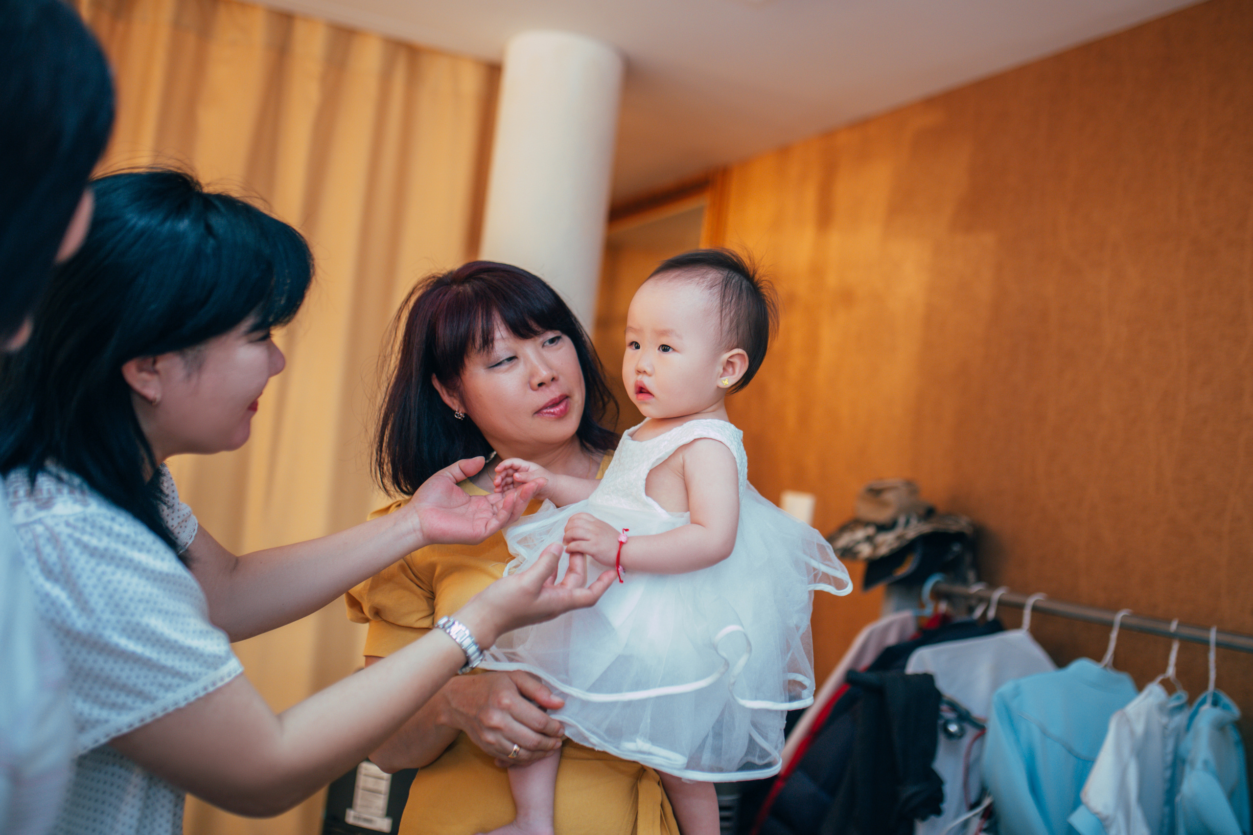 Alina — 1 year. Portrait photographer in South Korea Olga Lian