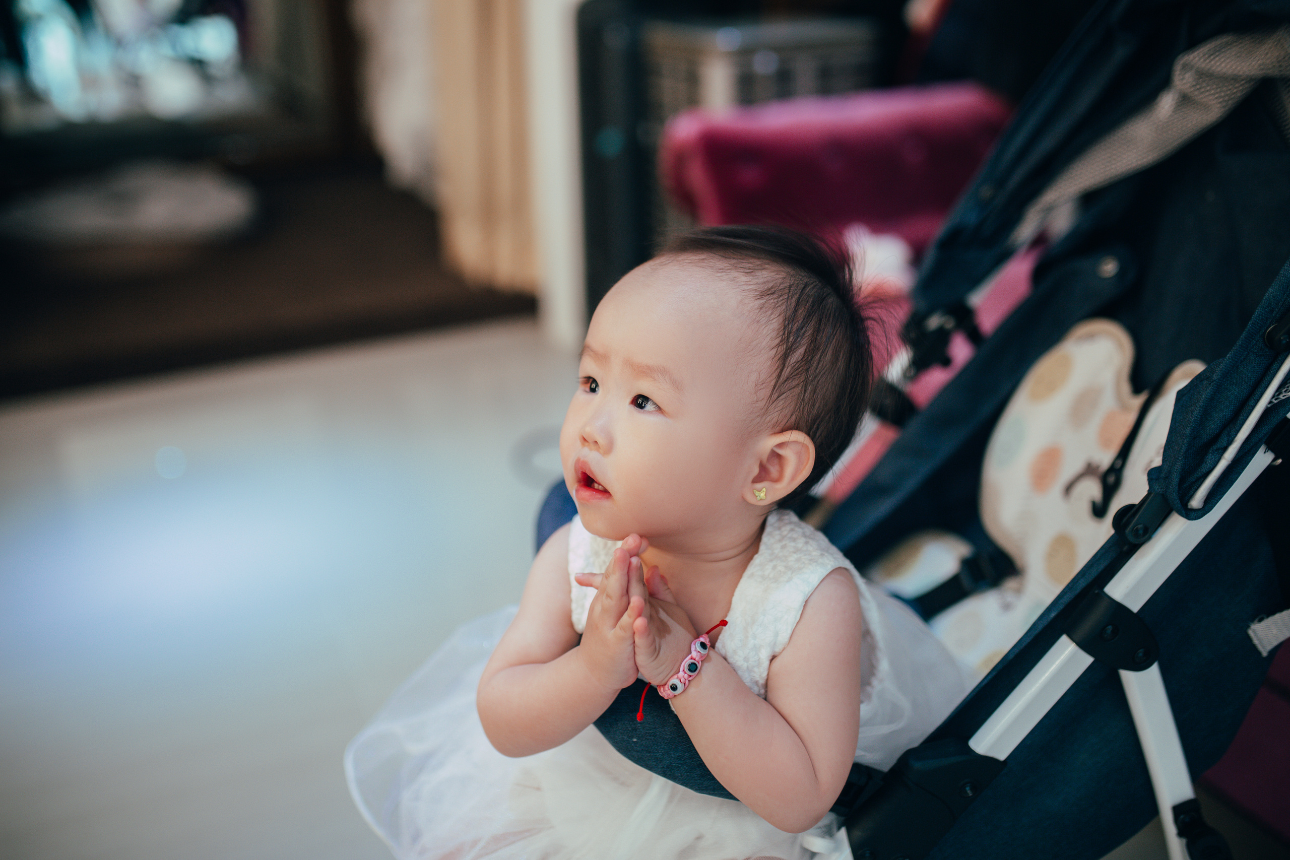 Alina — 1 year. Portrait photographer in South Korea Olga Lian