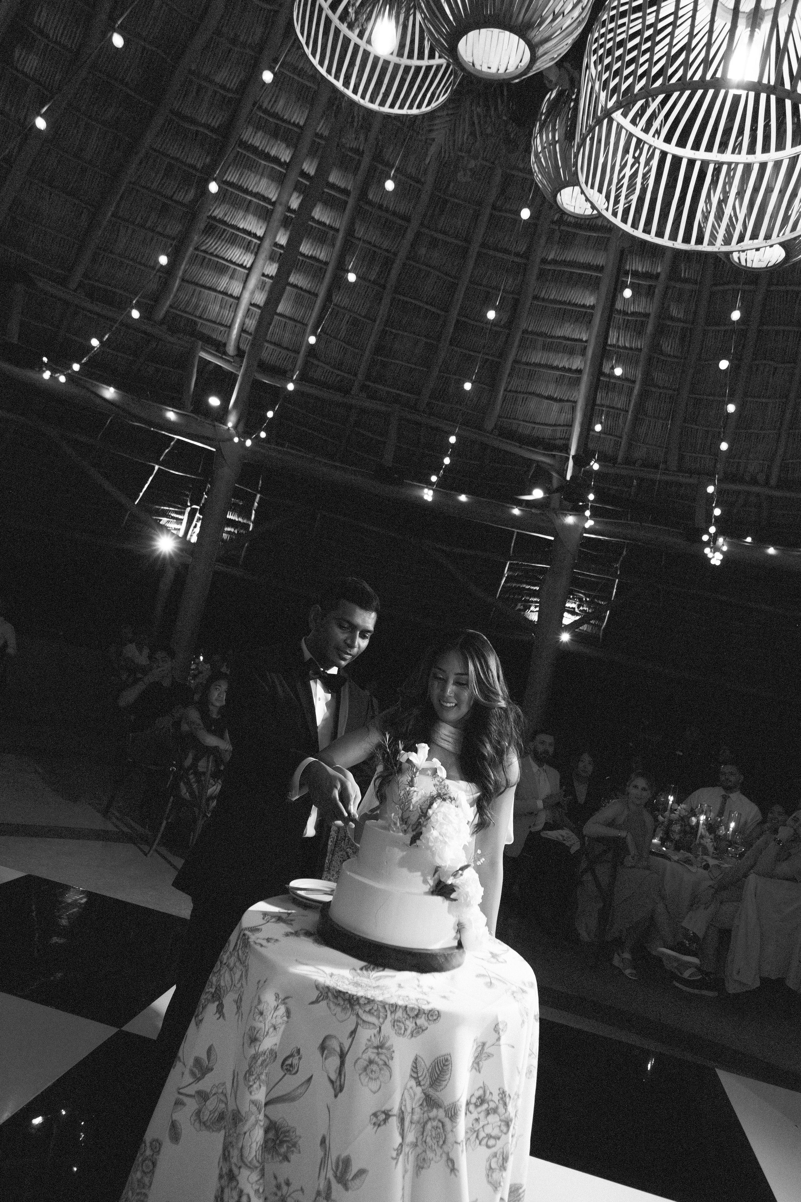 Tori & Keyur. Sayulita Wedding Photographer, Puerto Vallarta, Cabo