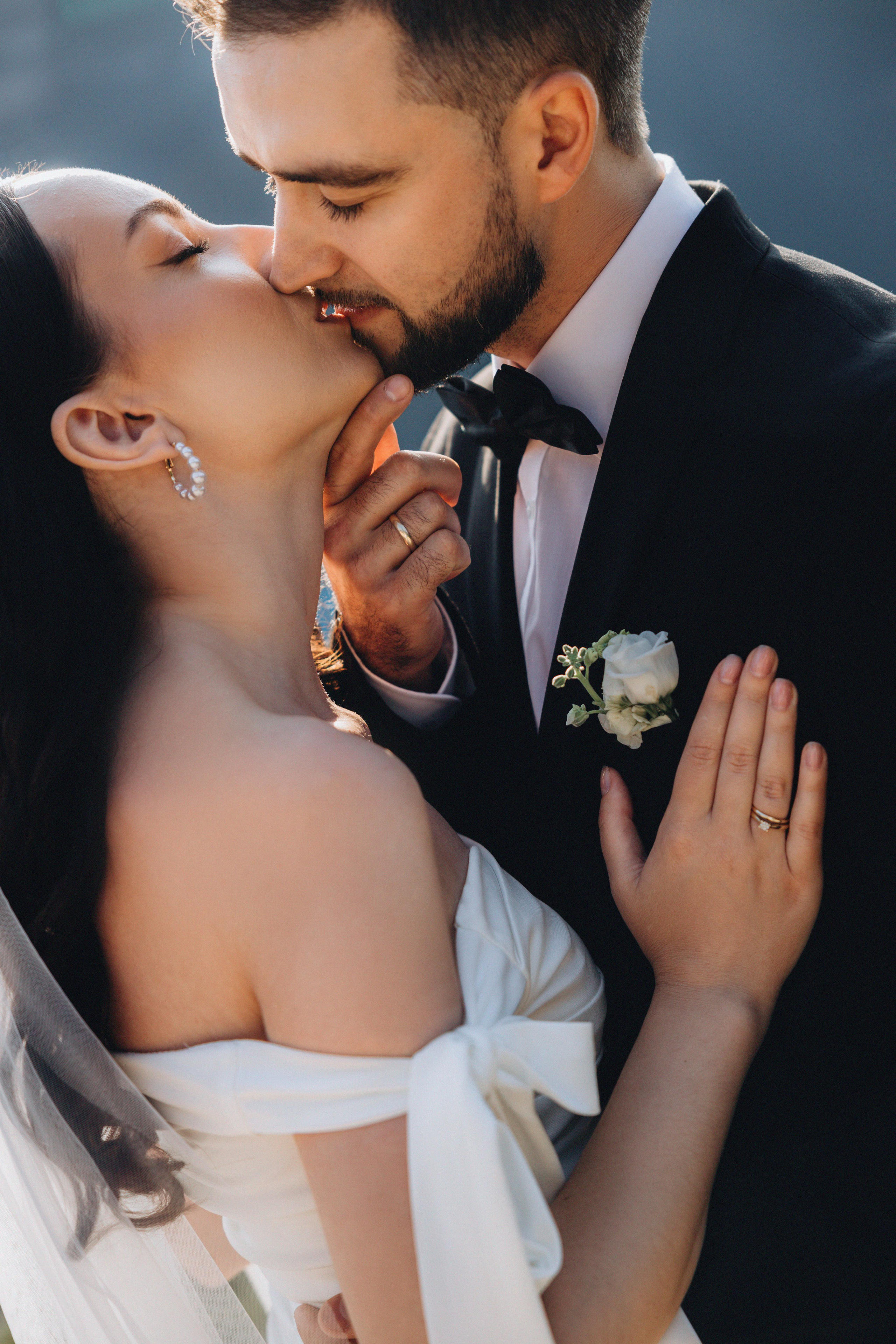 S & L. Photographer Elvira Hryshchenko