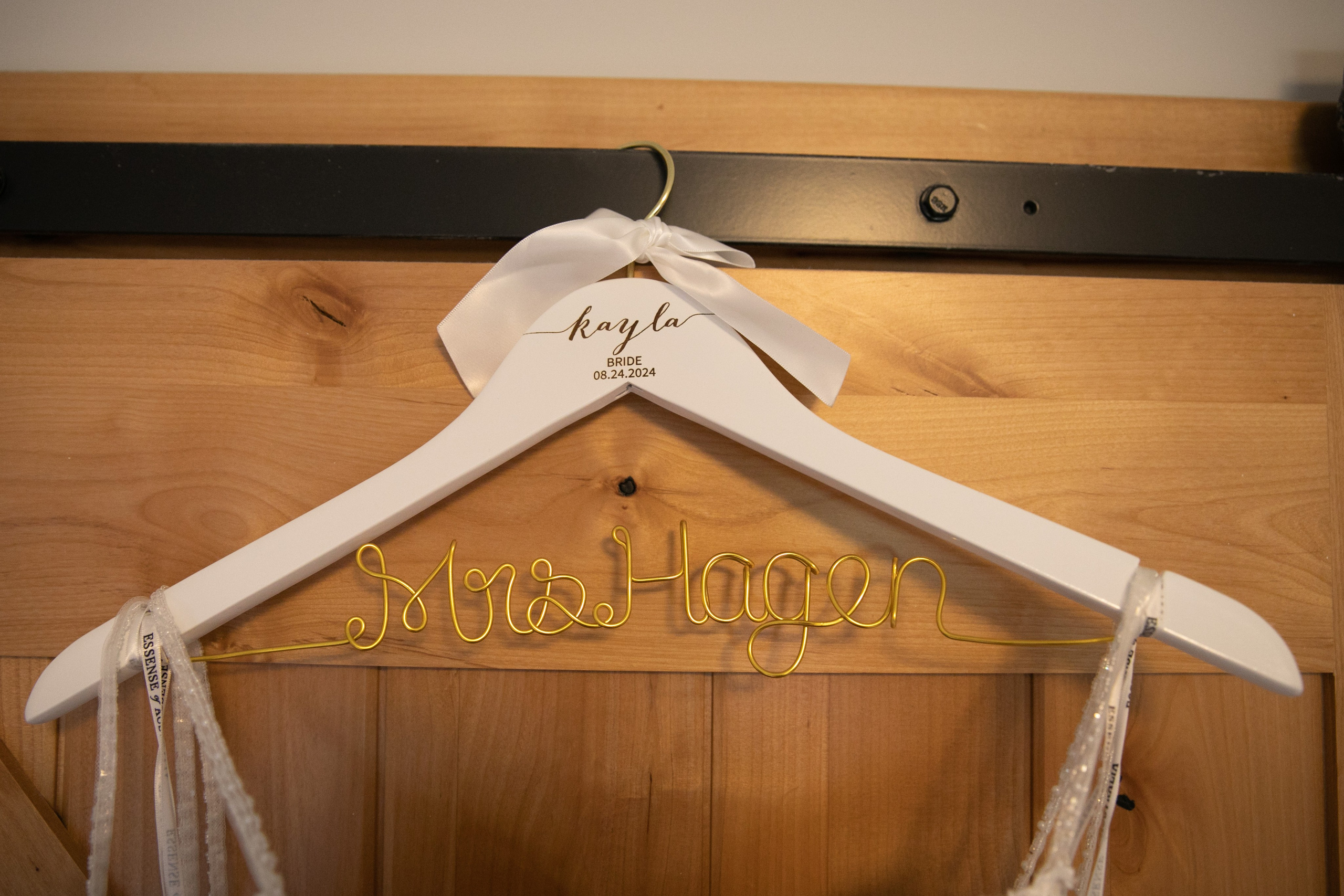 Getting Ready Photos — Hagen. Ching Li Photography