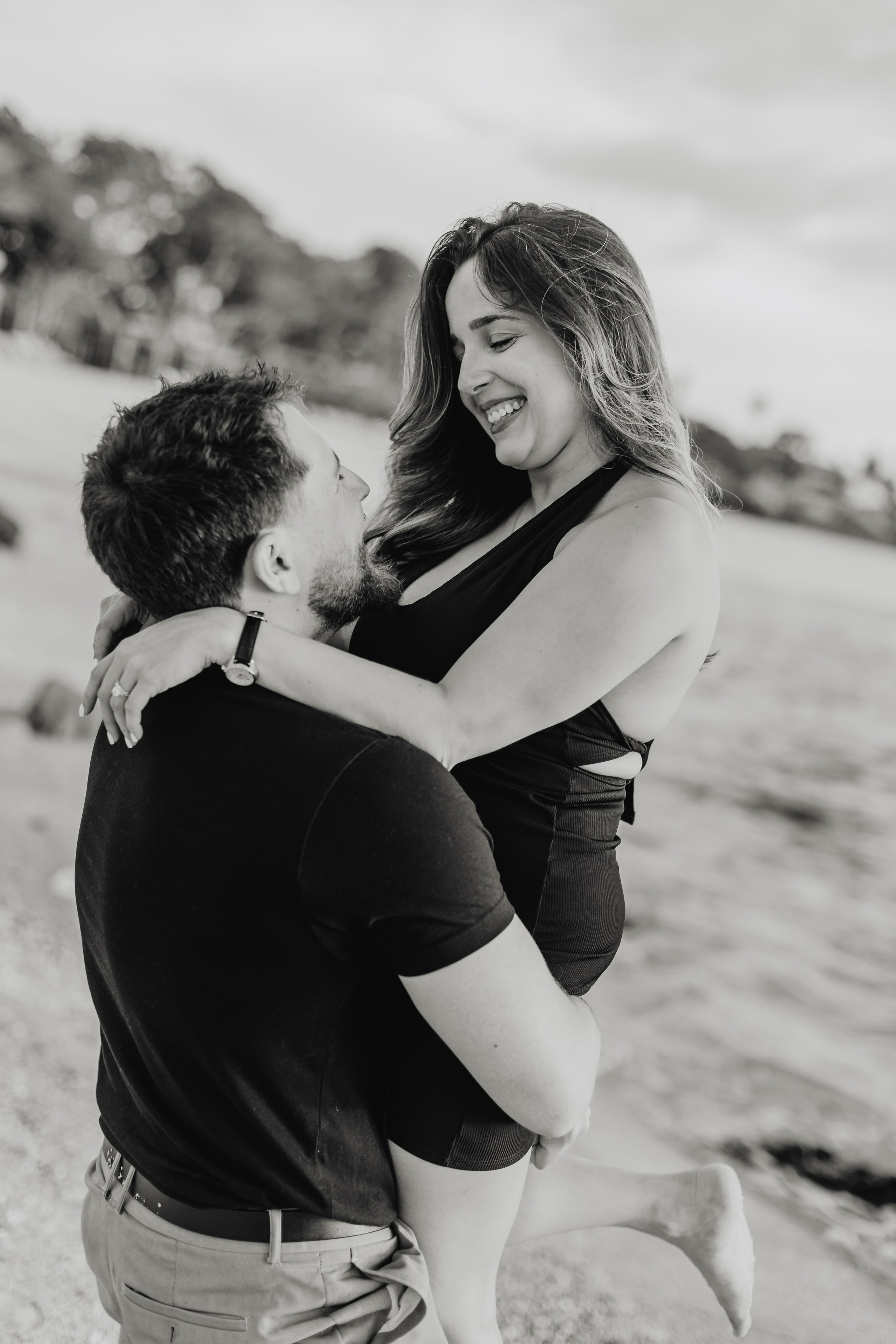 An Engagement at Four Seasons Punta Mita: Love by the Pacific. Fotógrafo de Bodas en Puerto Vallarta y Riviera Nayarit | VL photo & film