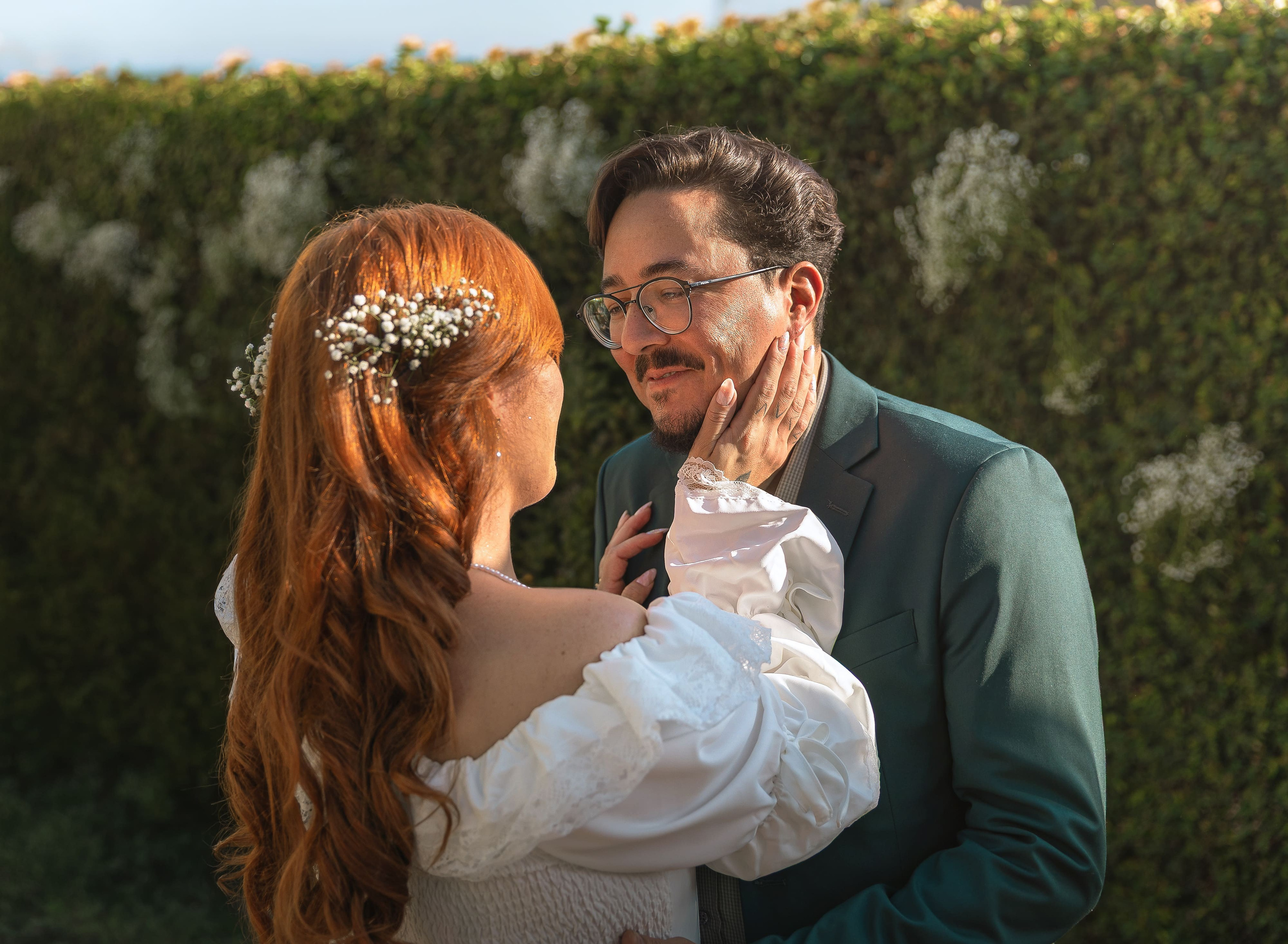 Fotógrafa de casamento em São Paulo, registrando cerimônia, celebração e momentos espontâneos com autenticidade. Fotografias para reviver cada emoção do casamento.