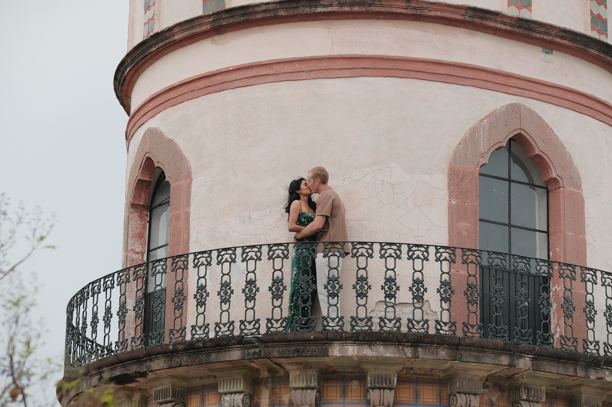Frances y Trevor: Sesión pre boda en la hacienda de Peotillos. Fotógrafo de bodas