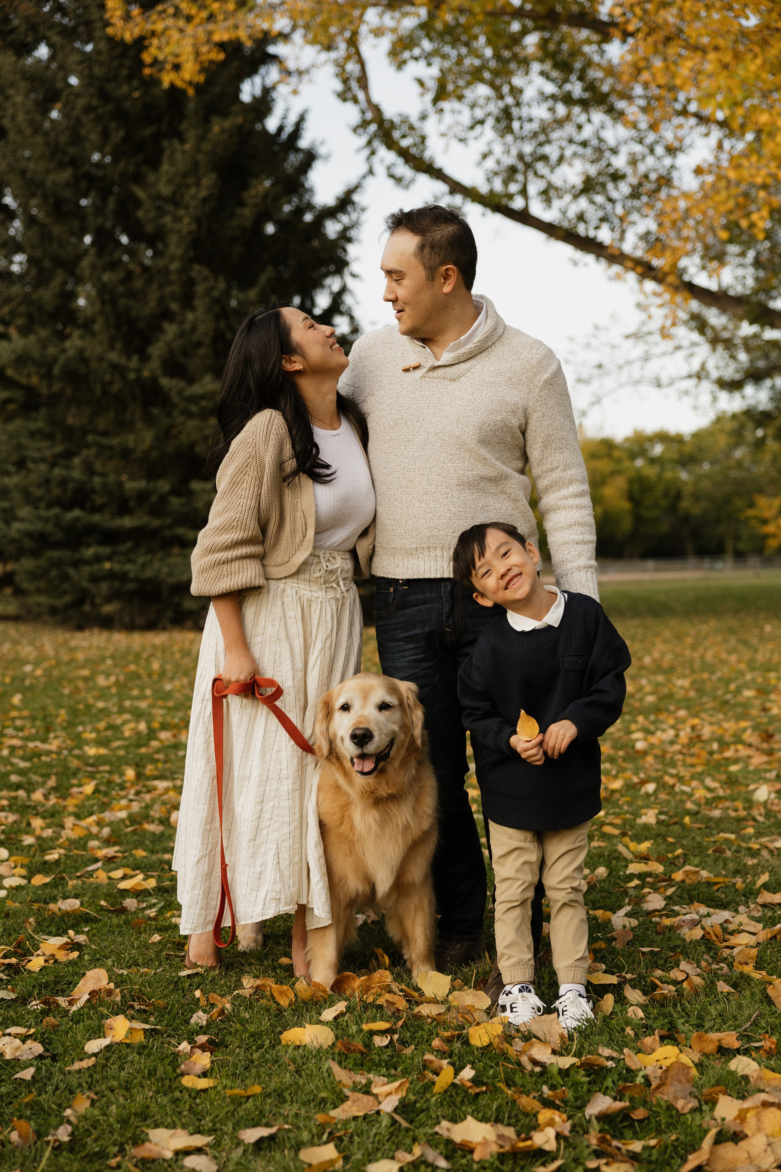 Warm Autumn with Kendra & Family. Photographer Stanislav Antonov