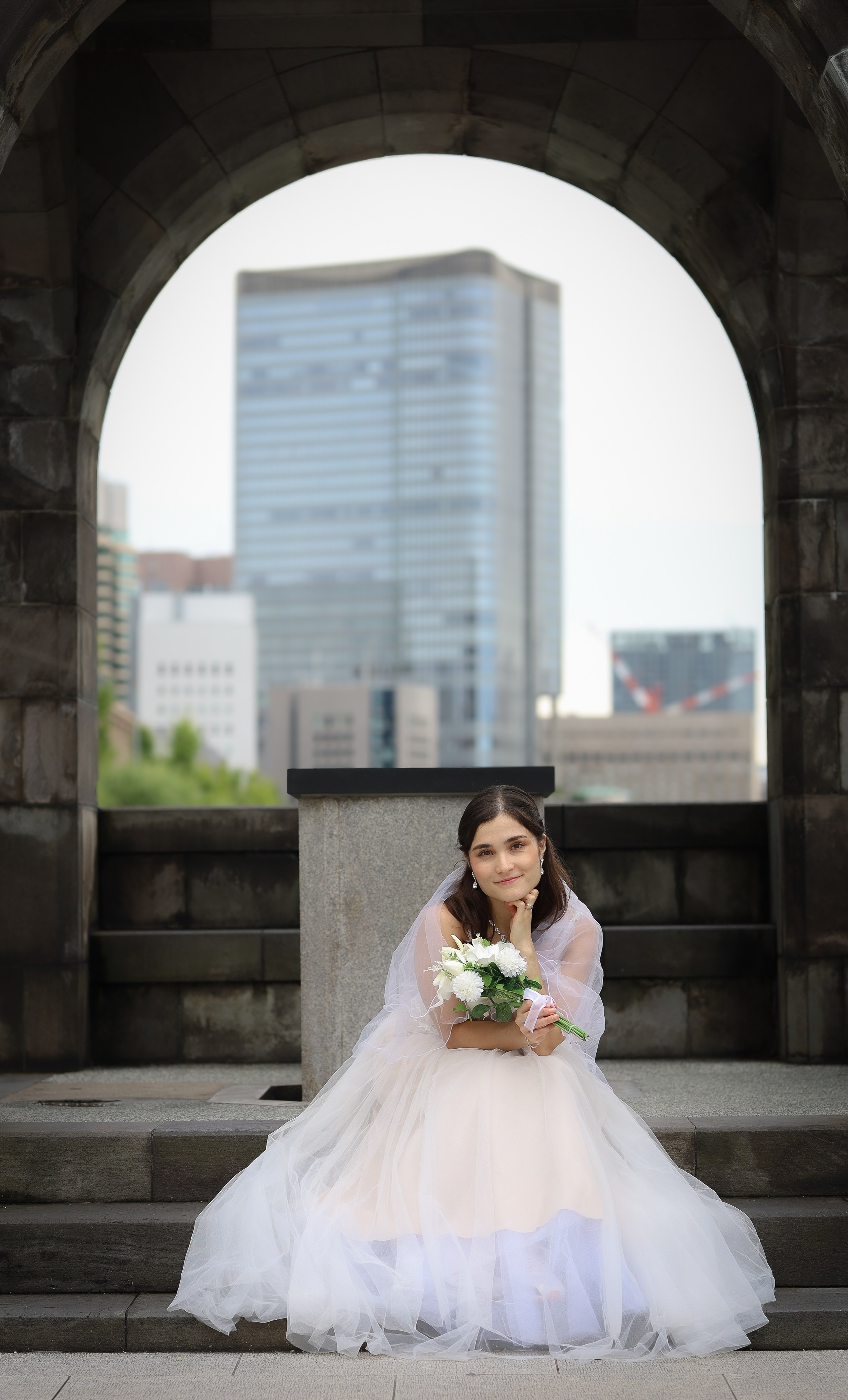 TOKYO BRIDE. LunarVox Lens: a lente que transforma luz em voz e emoção. Retratos e ensaios no Japão por Leyka Tanaka