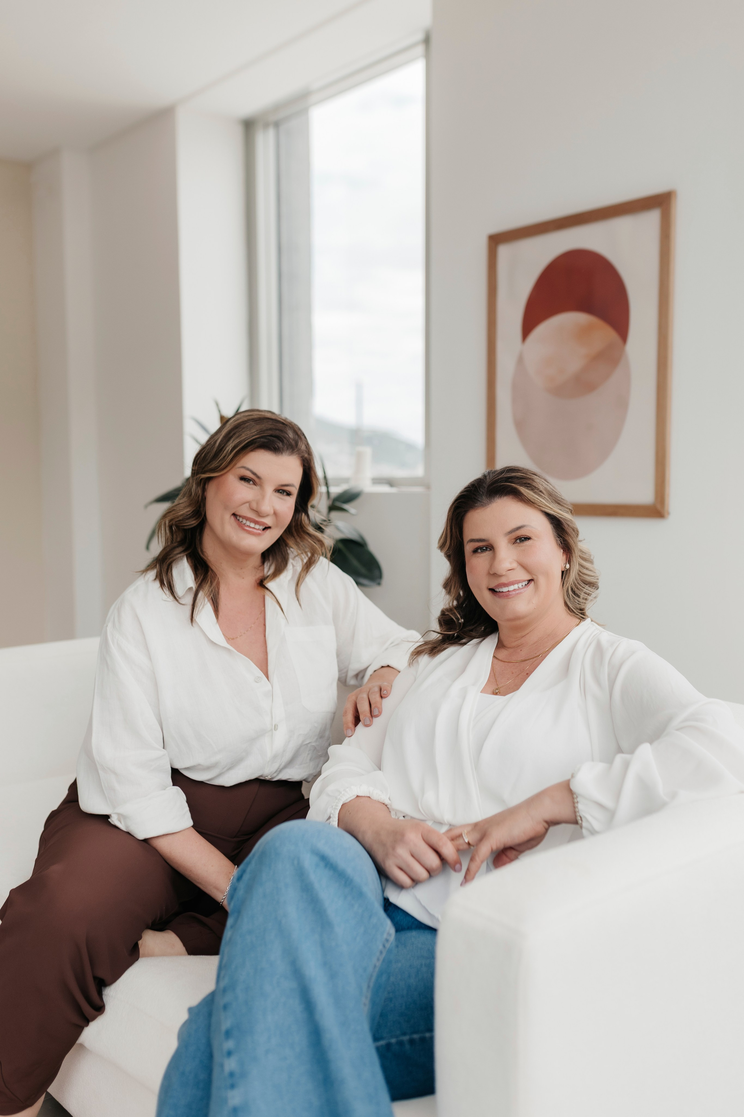 ADELE & ALINE | DENTISTAS. Coraafotografia.com