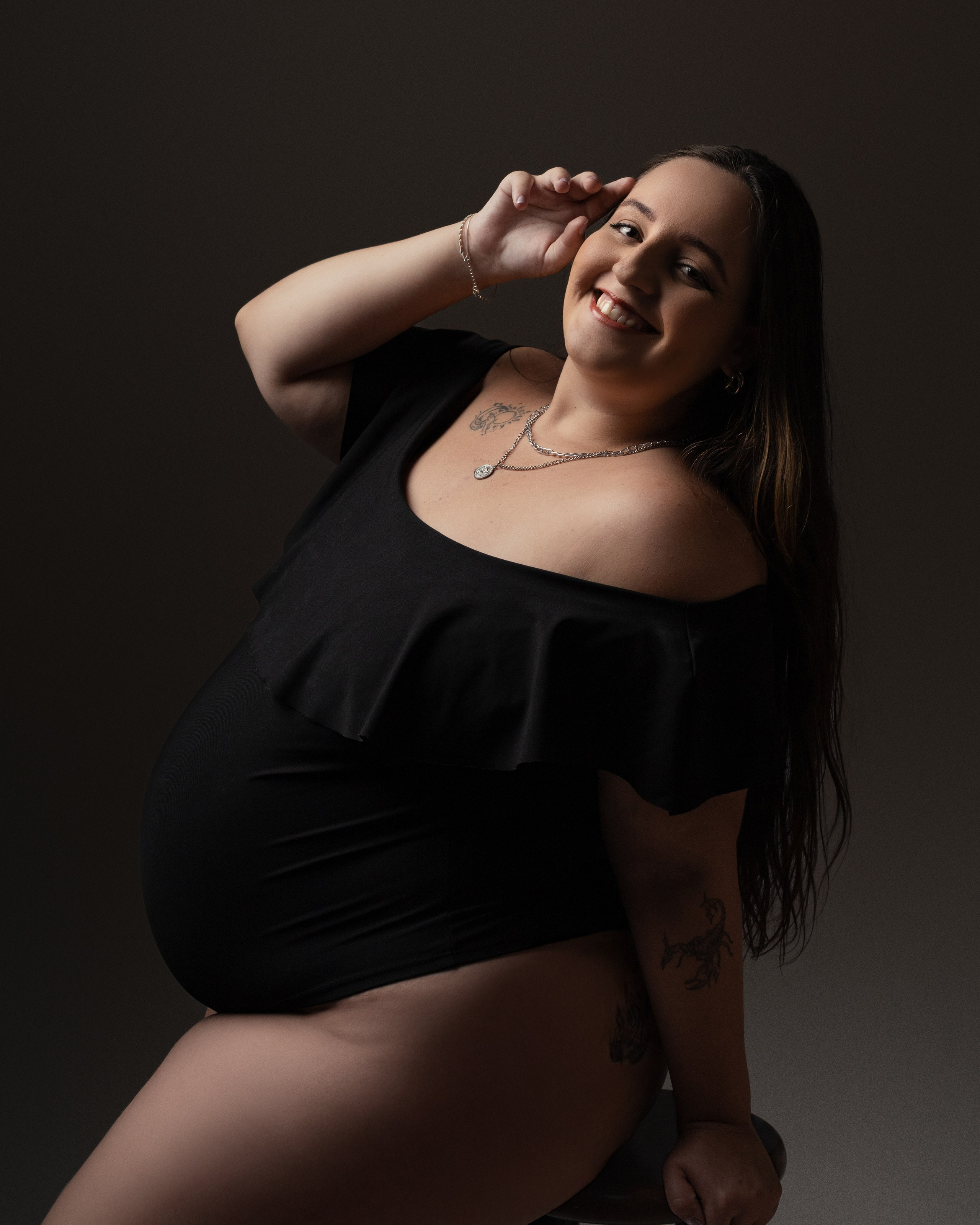 2025 | Grazi — Gestante — Estudio. Denis Damasceno | Fotografia