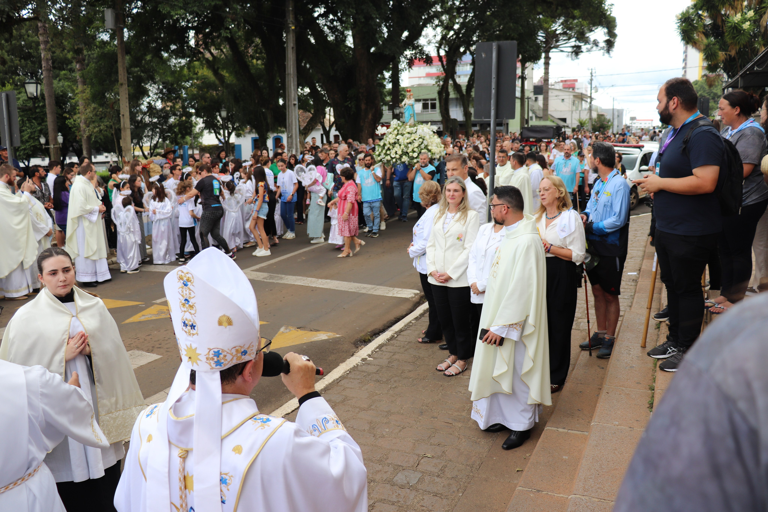 Peregrinação Nossa Senhora de Belém. Fotografia e Filmagem Handa Produções