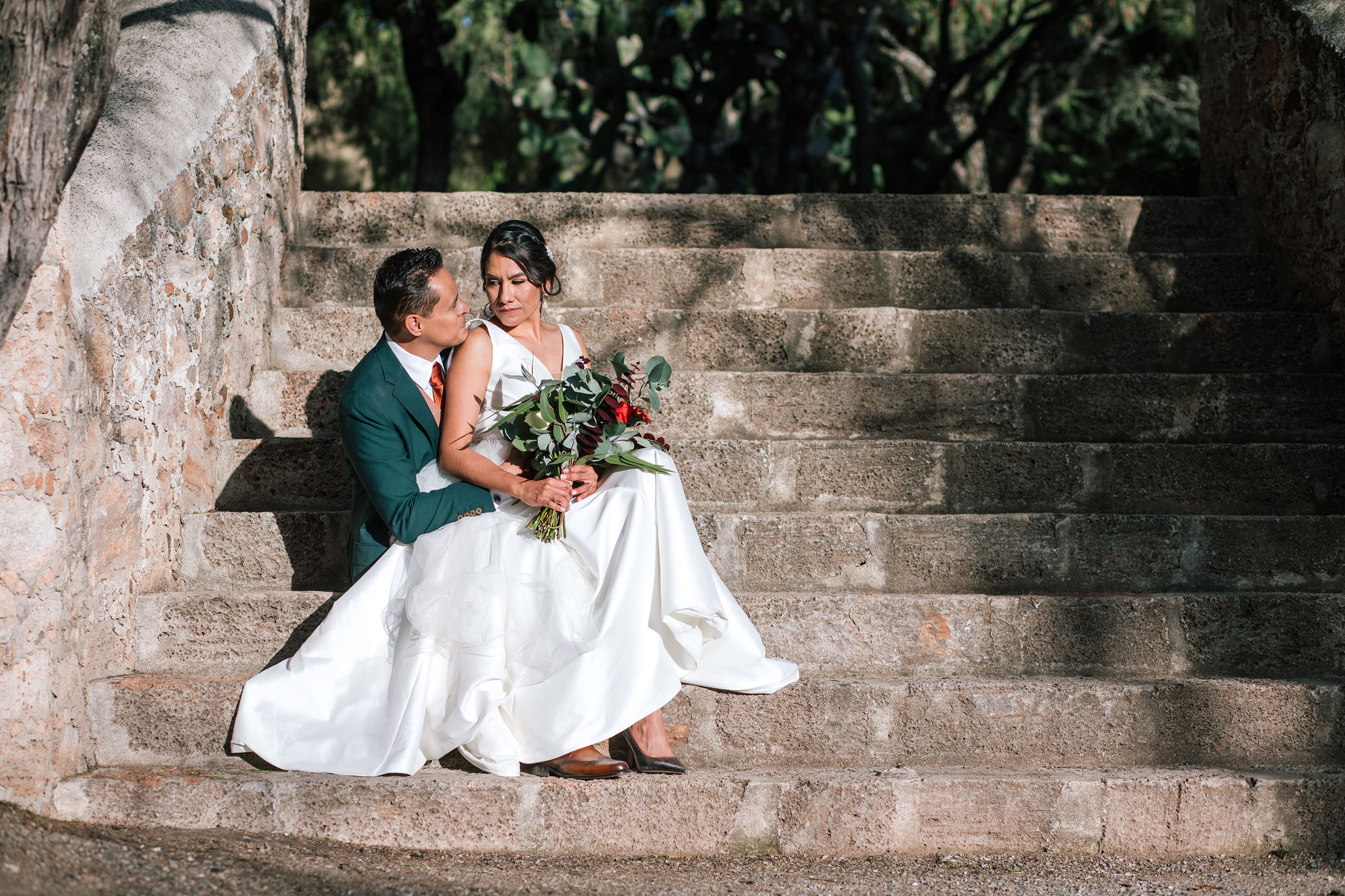 Formal. Wedding Photographer Ruth Preciado