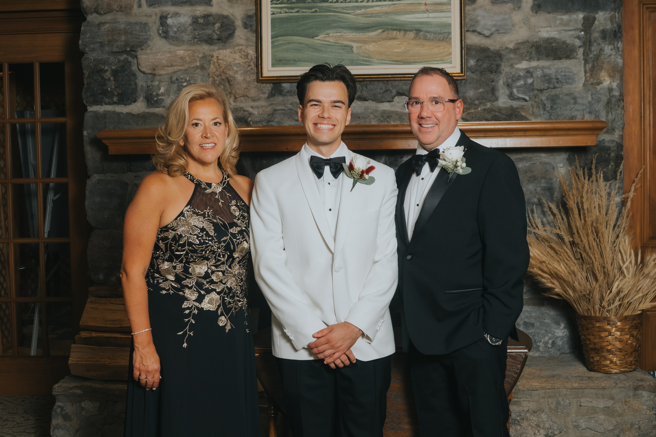 Wedding of Cassandra and Loïc in Beaconsfield, Montreal. Montreal Wedding Photographer — Muriel Oe Photo