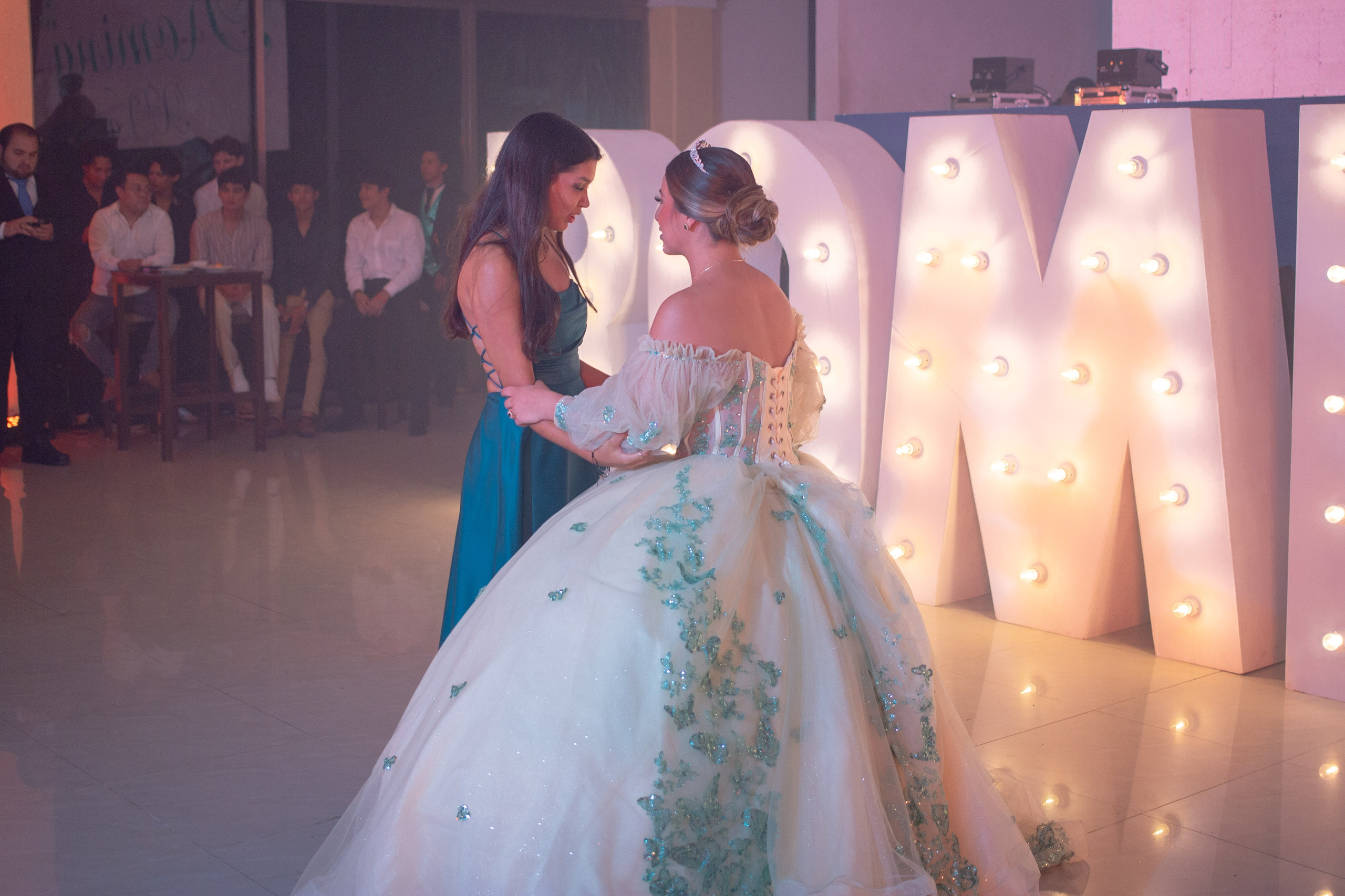 XV AÑOS ROMINA. Simón Enríquez Studio
