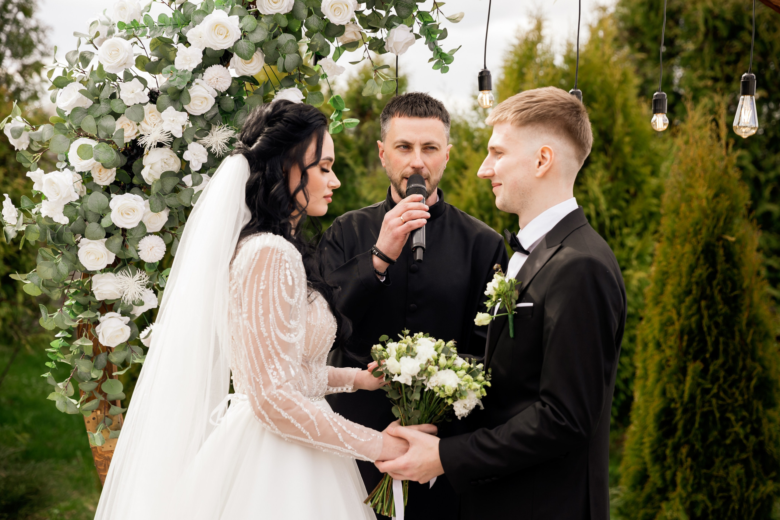 Irina Ermak Hudson Valley wedding photographer. Irina Ermak wedding photographer in New York