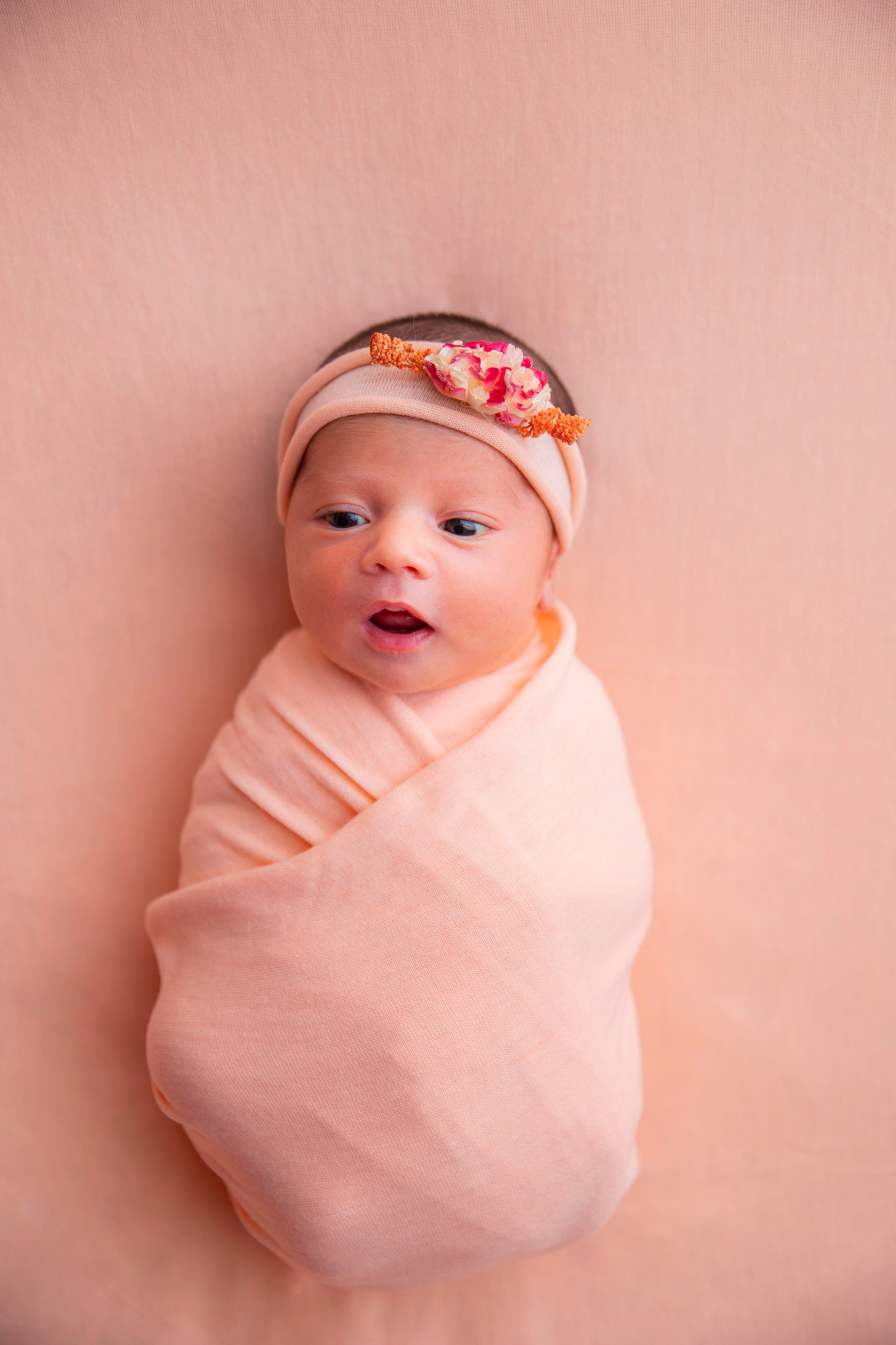 Newborns. Lifestyle and Family Photographer Faryal Saeed